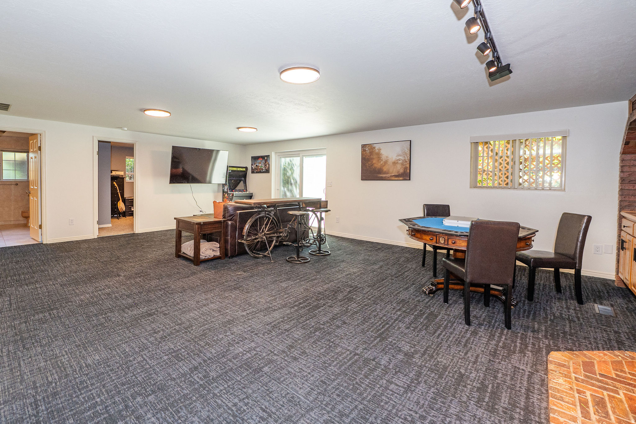 LAKEVIEW HEIGHTS - Residential