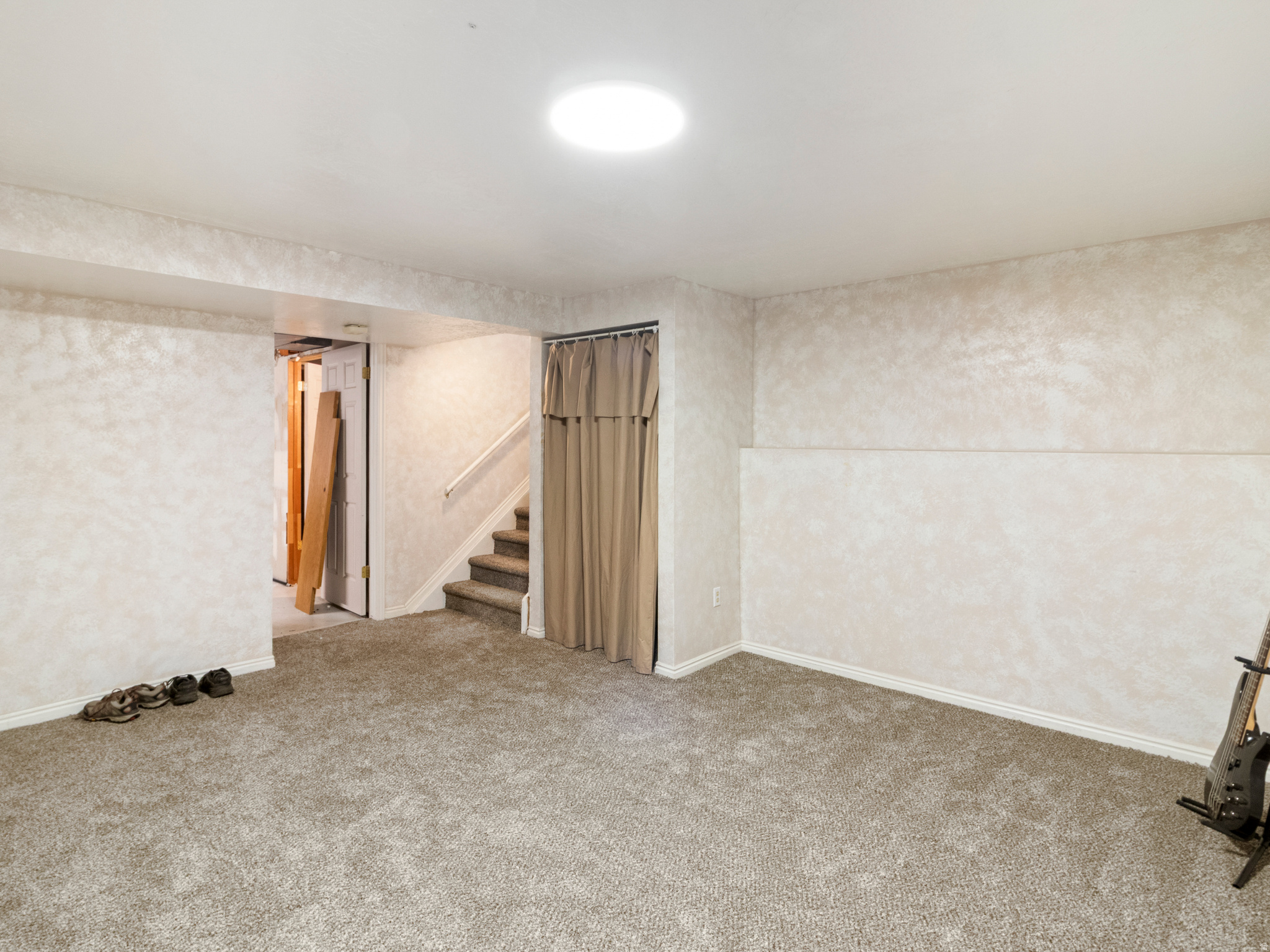 LAKEVIEW HEIGHTS - Residential