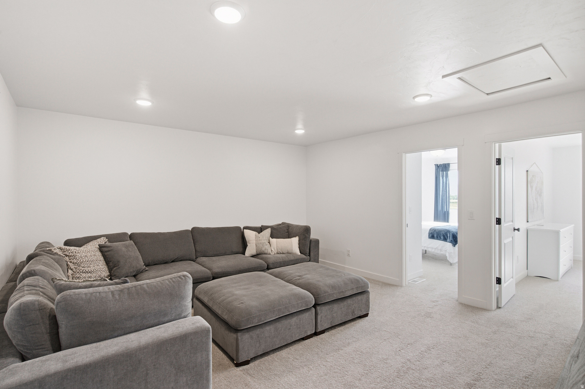 LAKESHORE LANDING - Residential