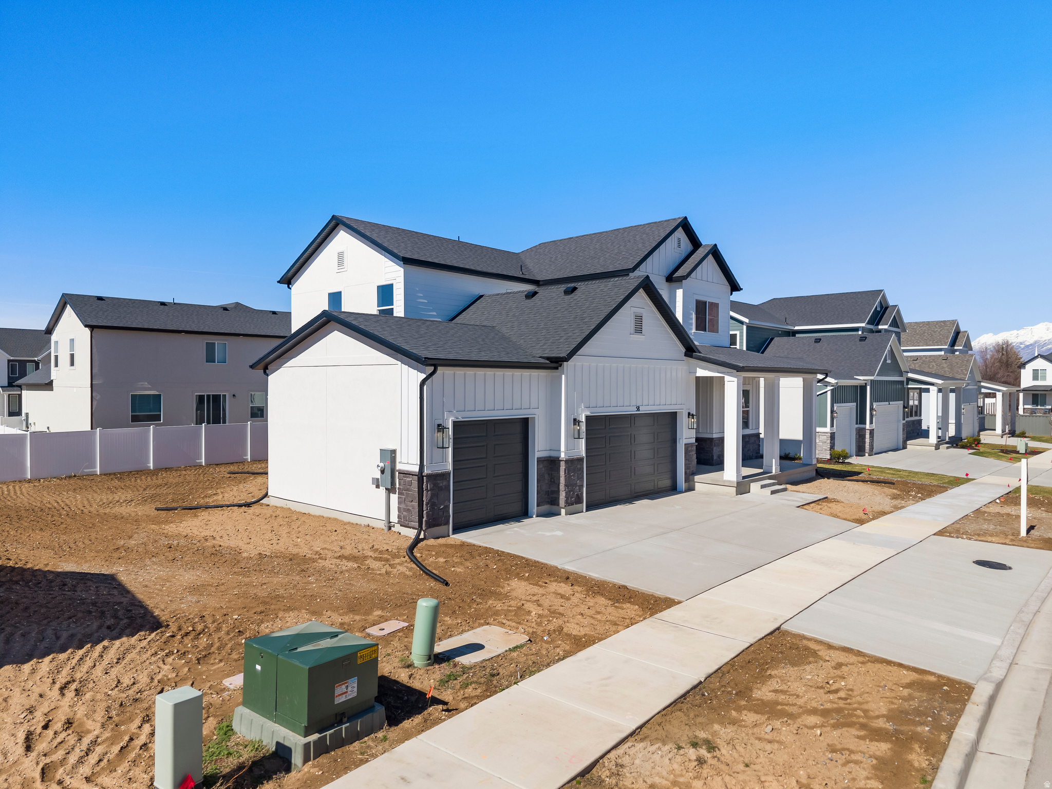 PARKSIDE AT SUNRISE RANCH - Residential