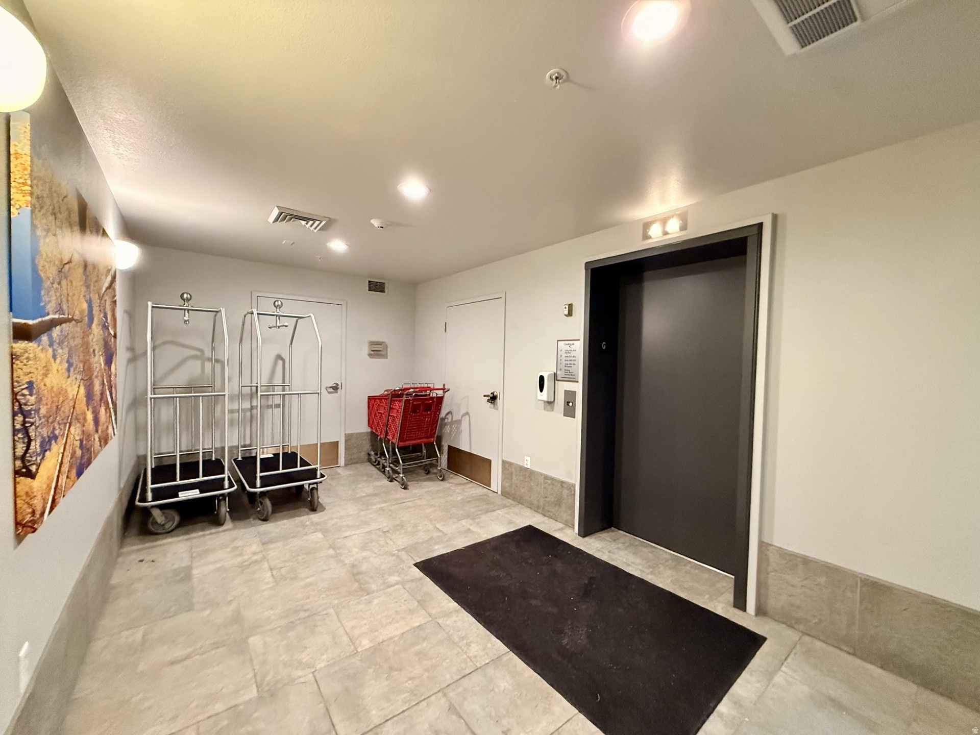 CREEKSIDE - Residential