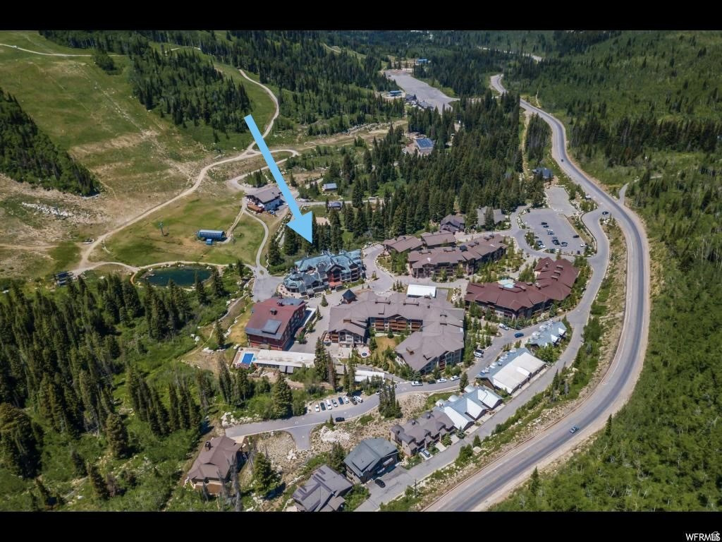 CREEKSIDE - Residential