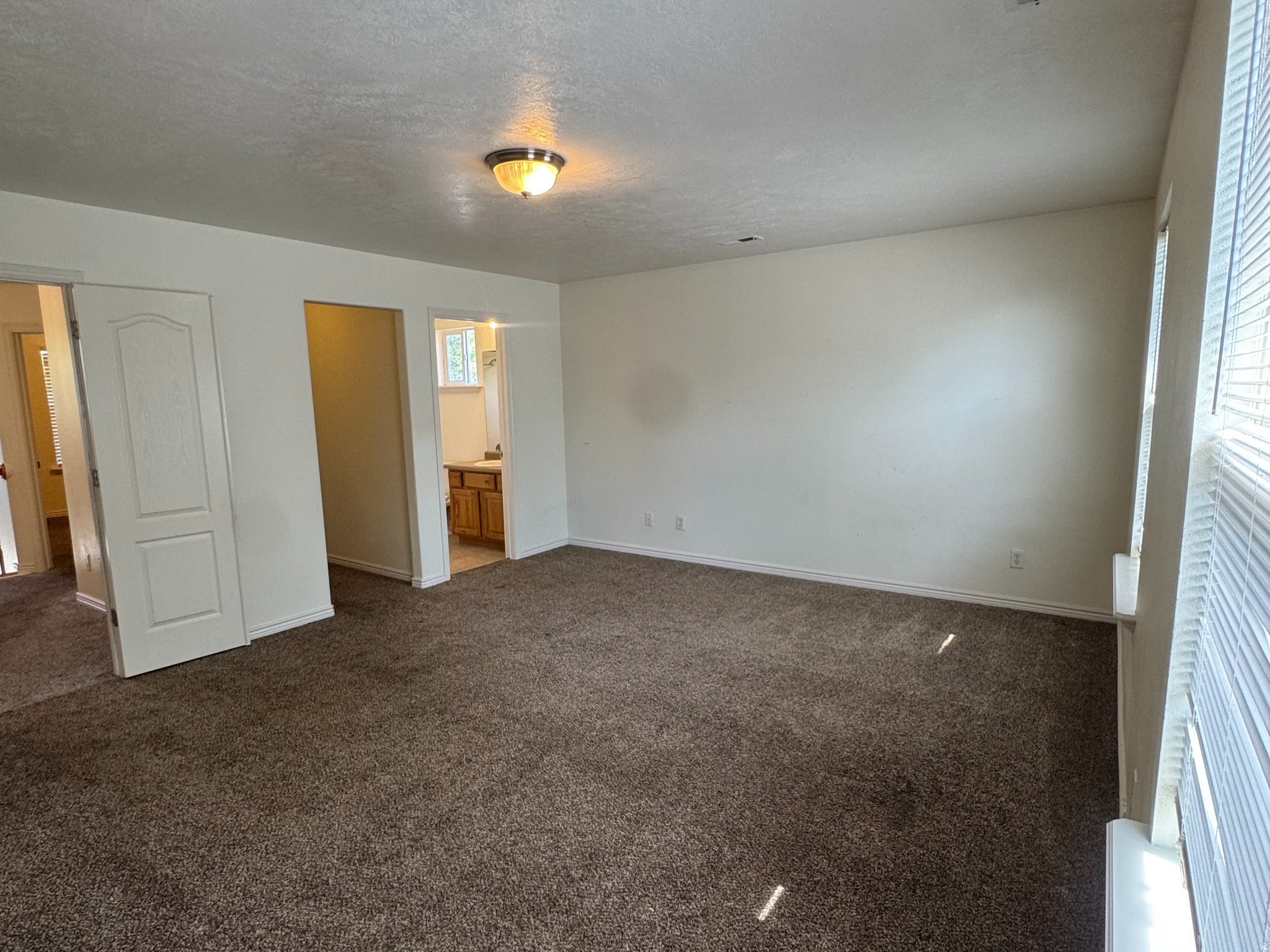 OLD MILL COUNTRY ESTATES - Residential