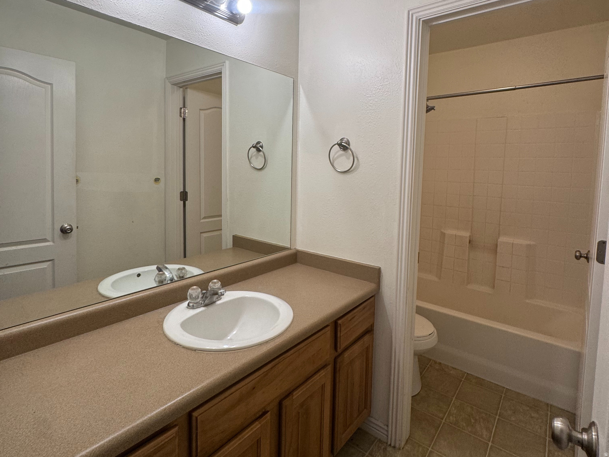 OLD MILL COUNTRY ESTATES - Residential