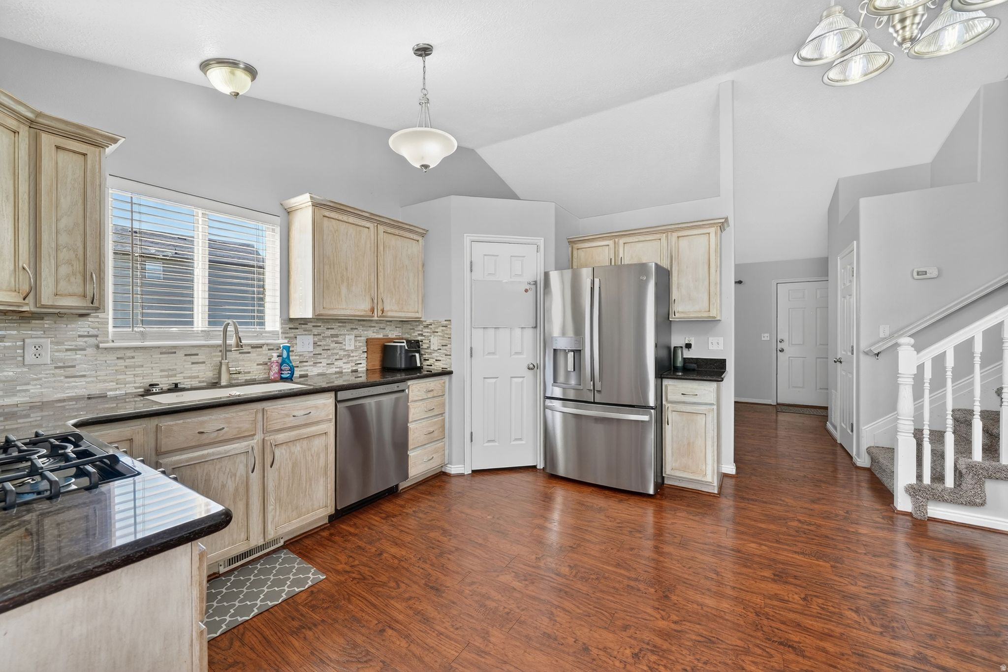 KAUFMAN AND BROAD AT PILGRIMS LANDING - Residential