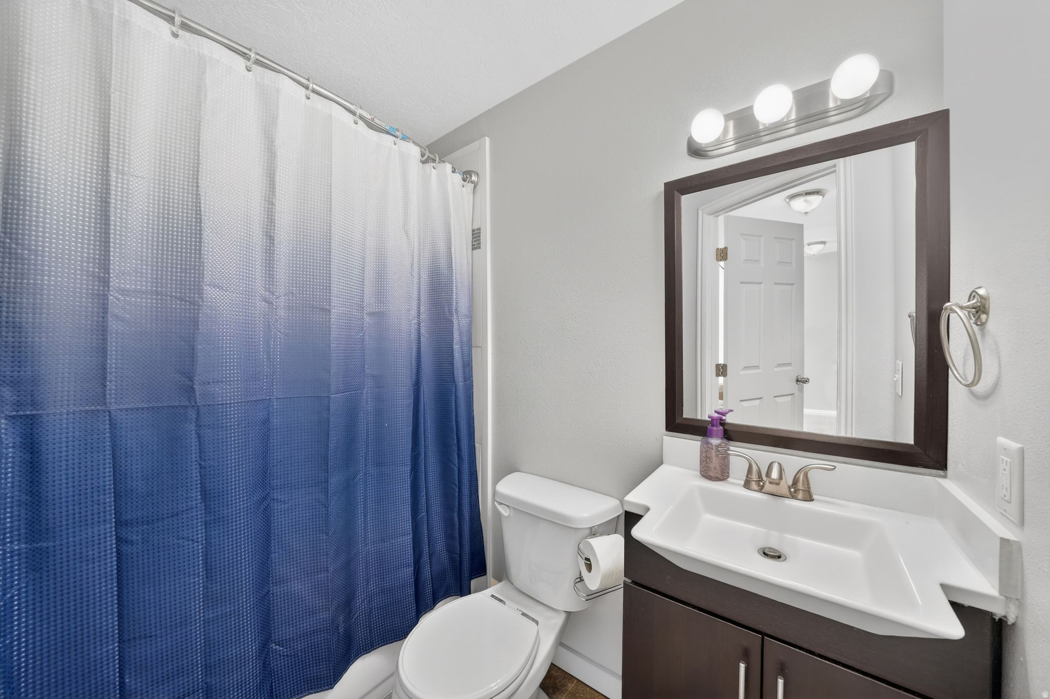 KAUFMAN AND BROAD AT PILGRIMS LANDING - Residential