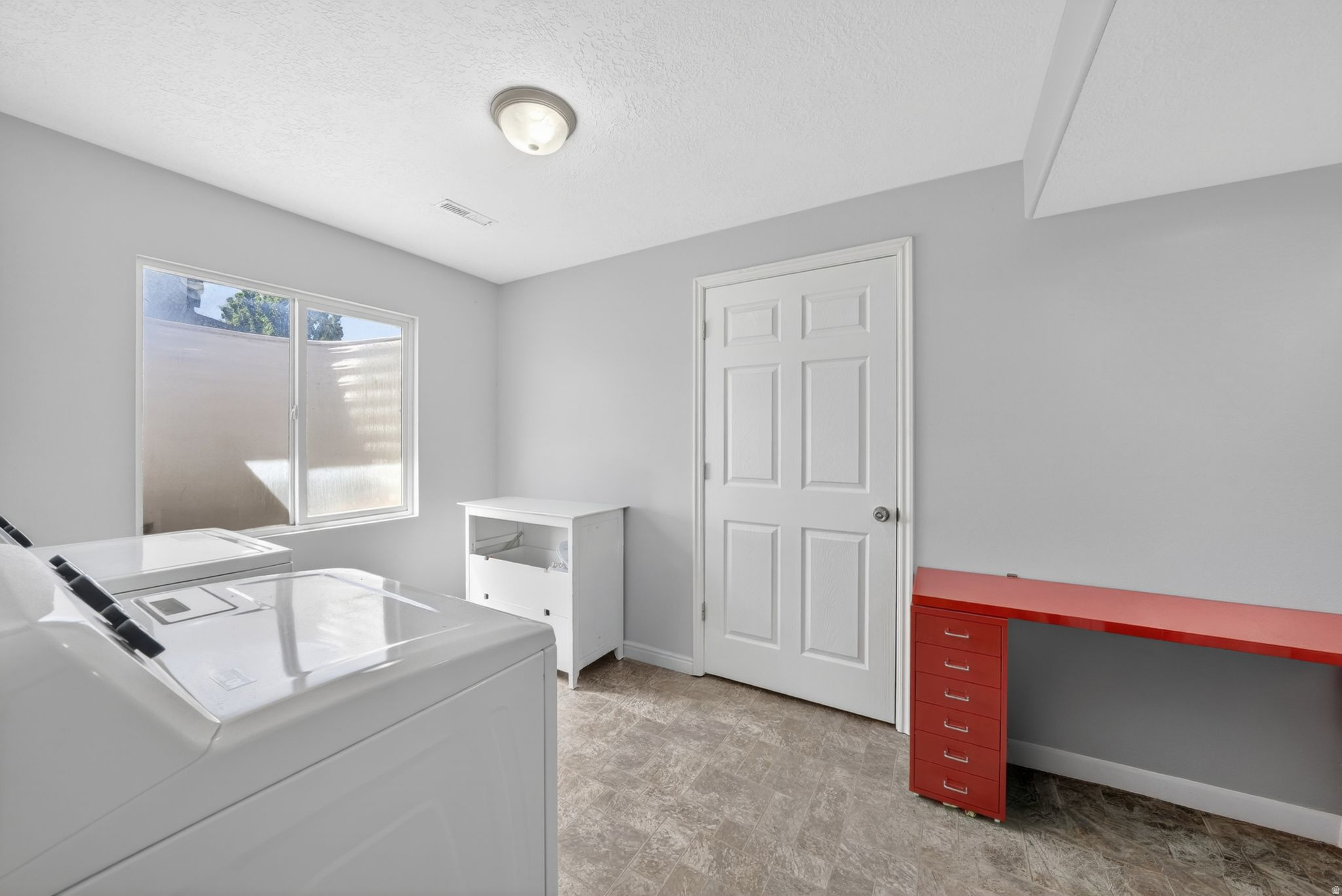 KAUFMAN AND BROAD AT PILGRIMS LANDING - Residential