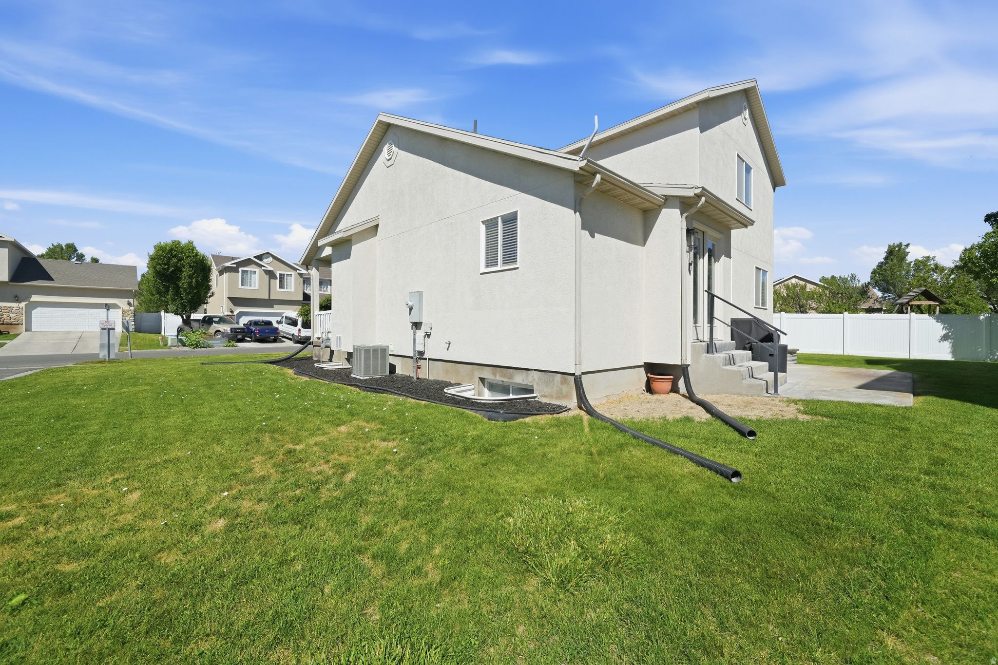 KAUFMAN AND BROAD AT PILGRIMS LANDING - Residential