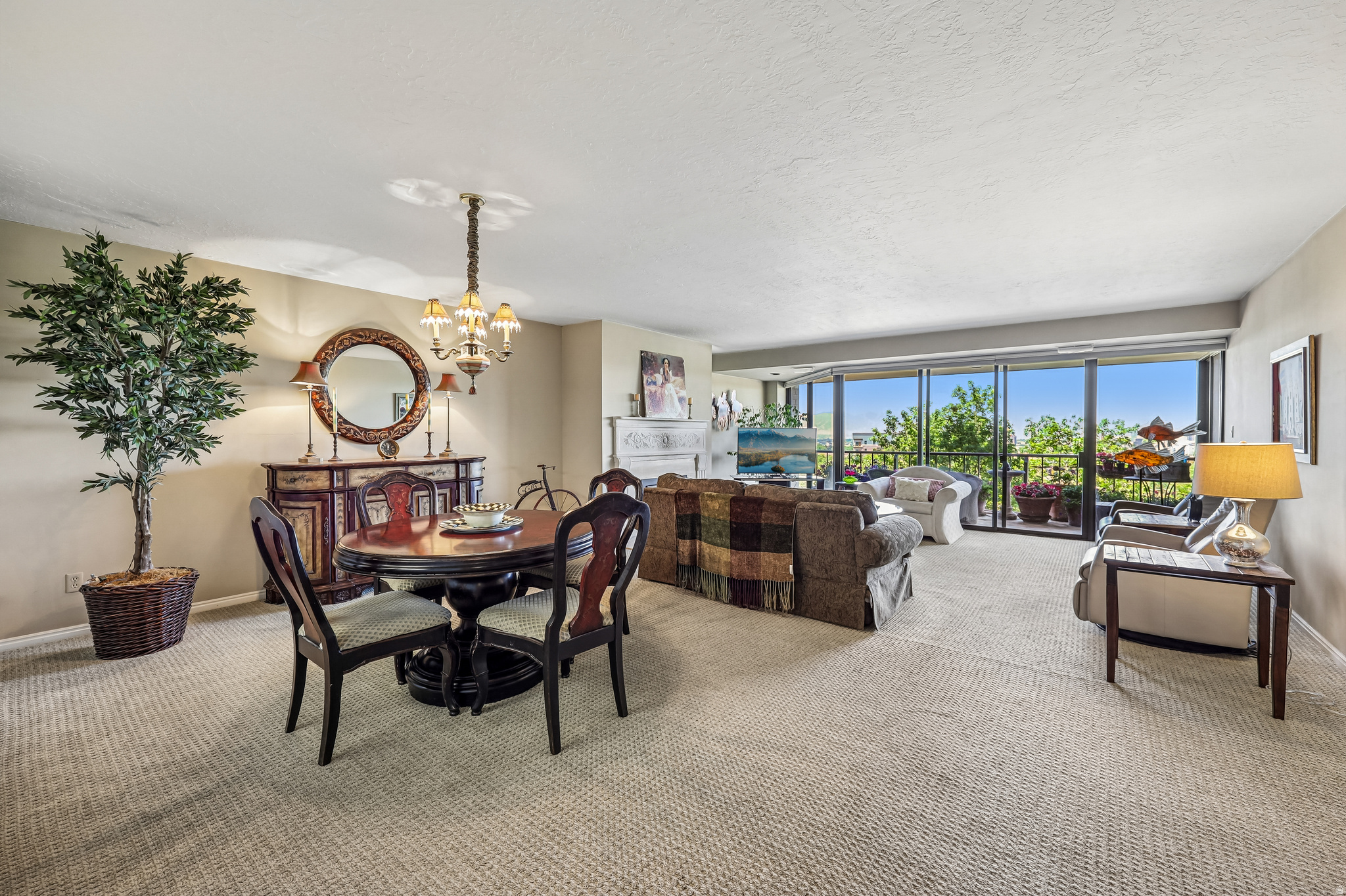 WILSHIRE - Residential