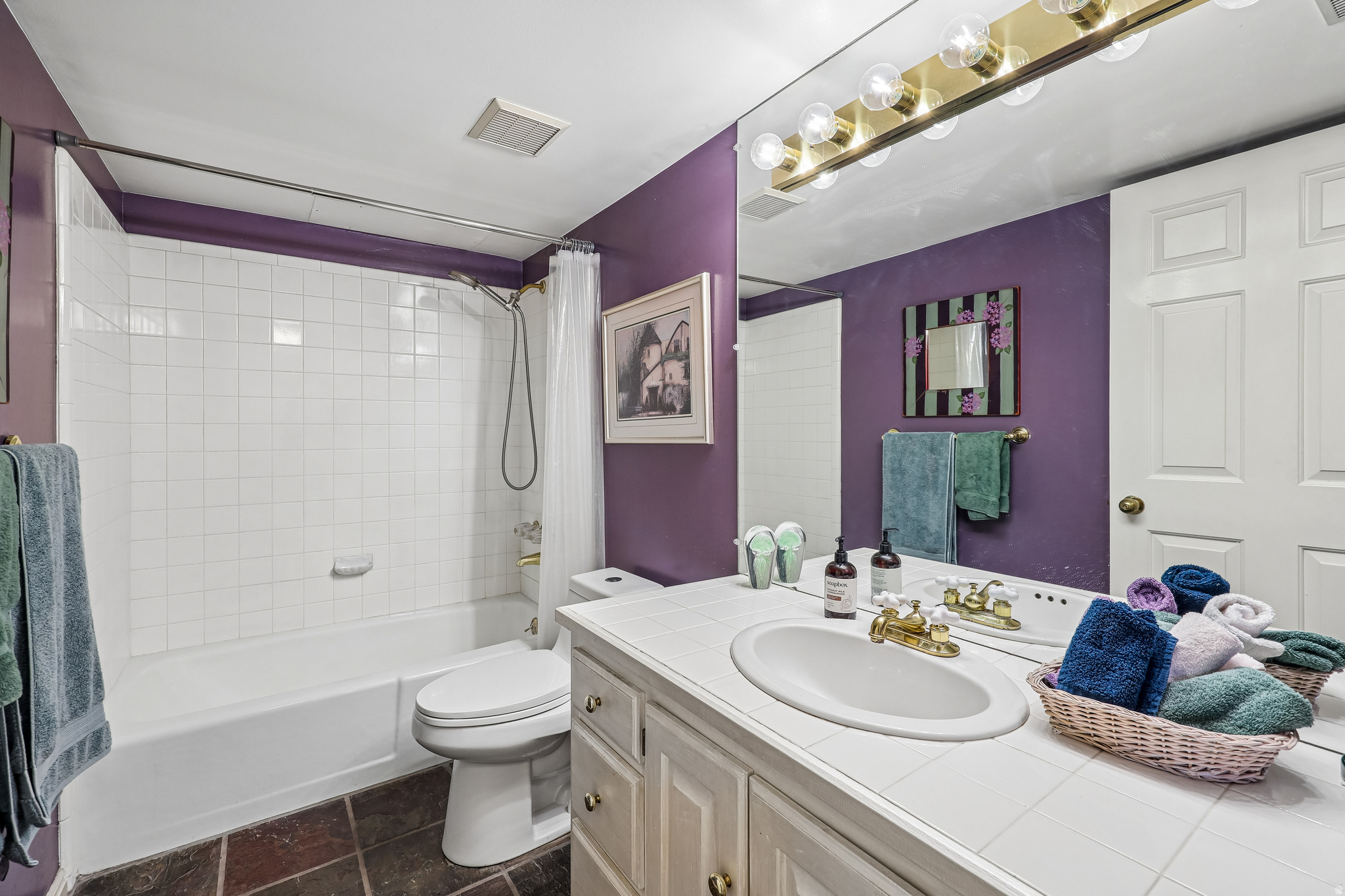 WILSHIRE - Residential