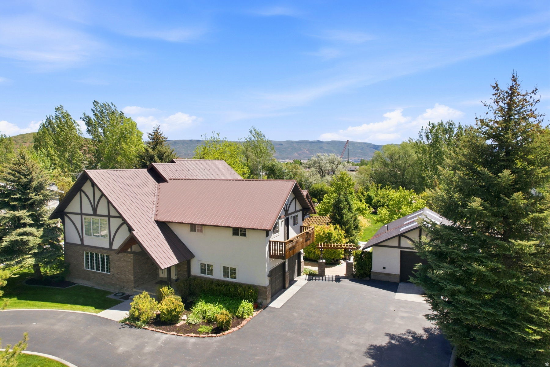 MIDWAY FARMS - Residential