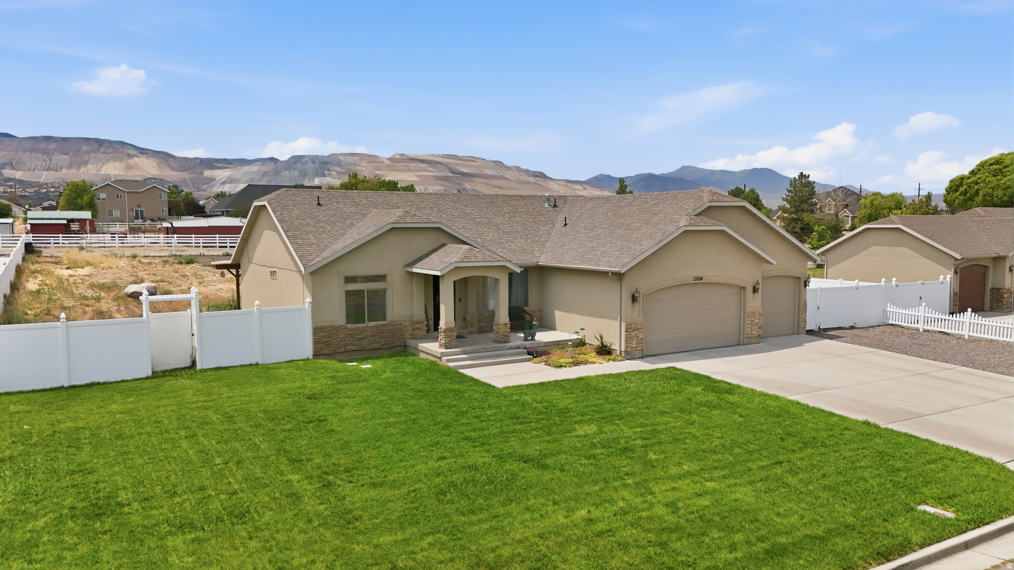ESTATES AT ROSE CREEK RANCH - Residential
