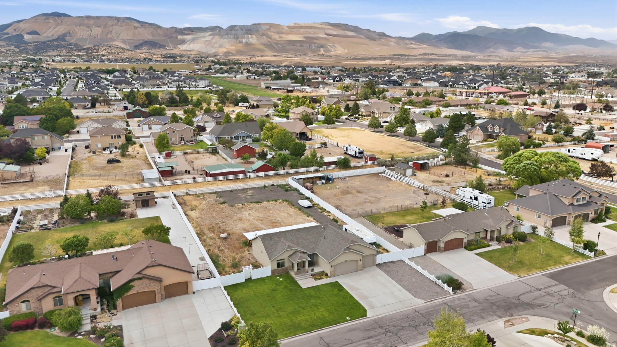 ESTATES AT ROSE CREEK RANCH - Residential