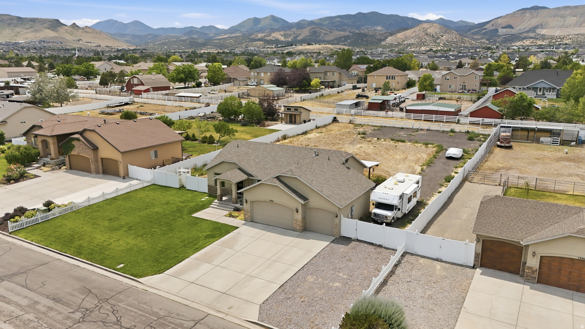 ESTATES AT ROSE CREEK RANCH - Residential