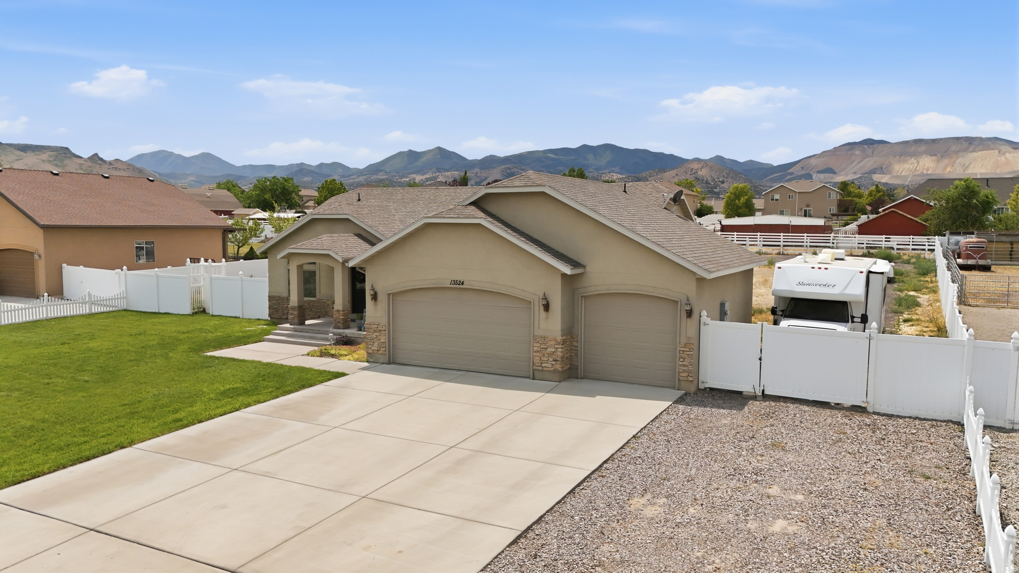ESTATES AT ROSE CREEK RANCH - Residential