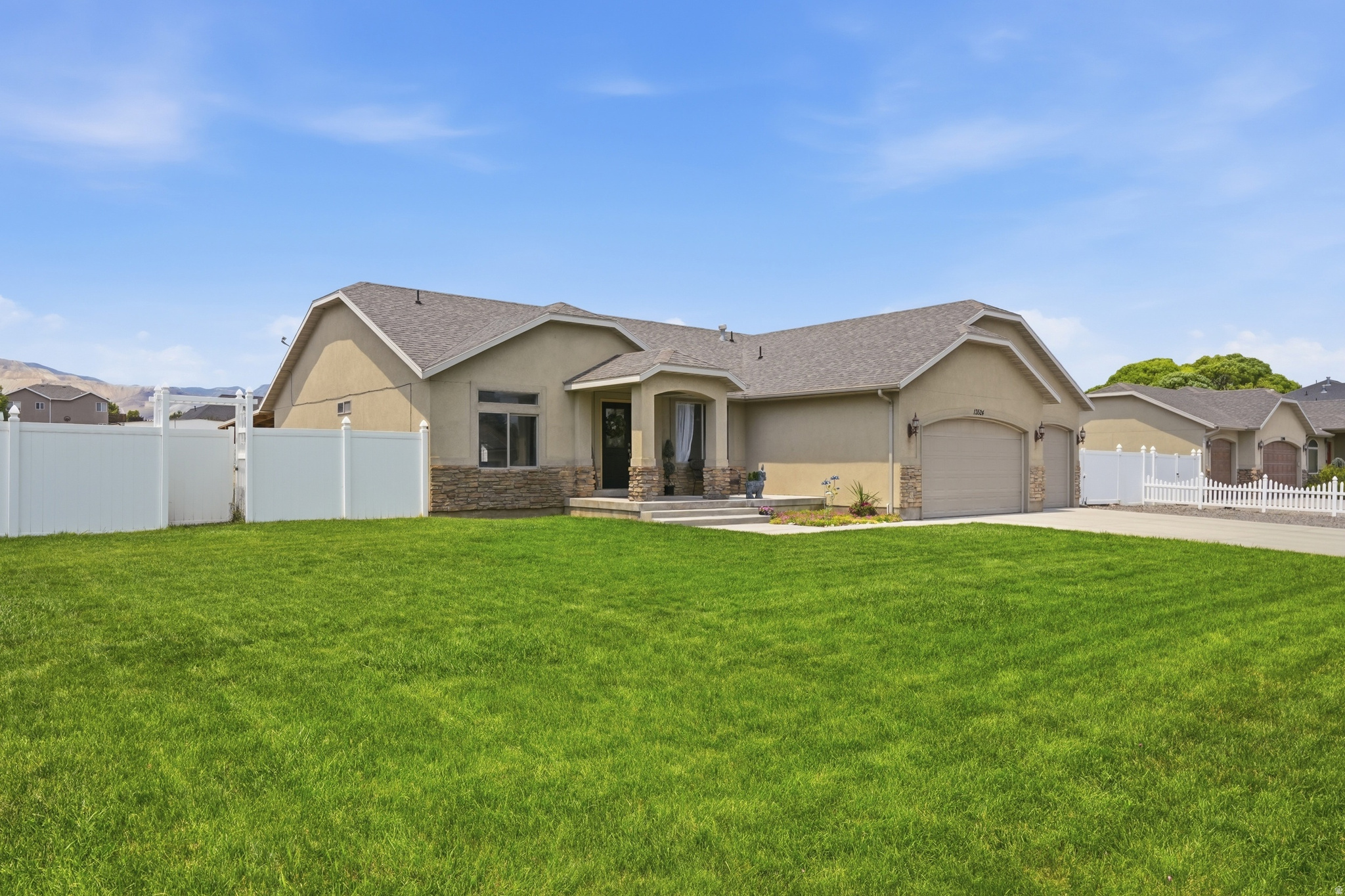 ESTATES AT ROSE CREEK RANCH - Residential