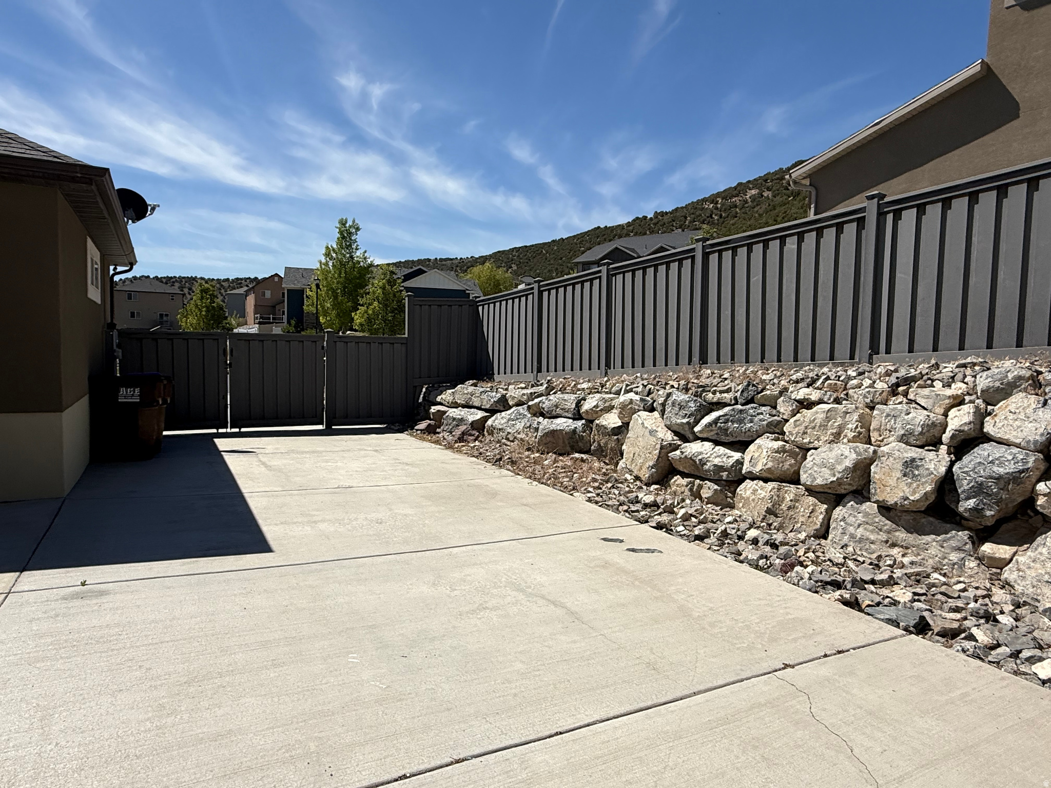 RIDGE - Residential