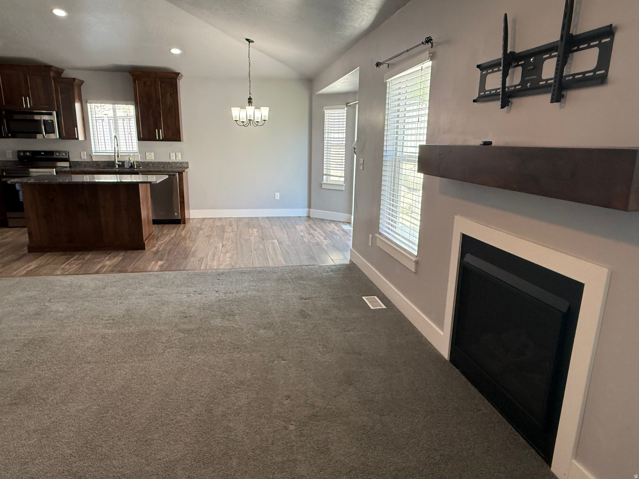 RIDGE - Residential
