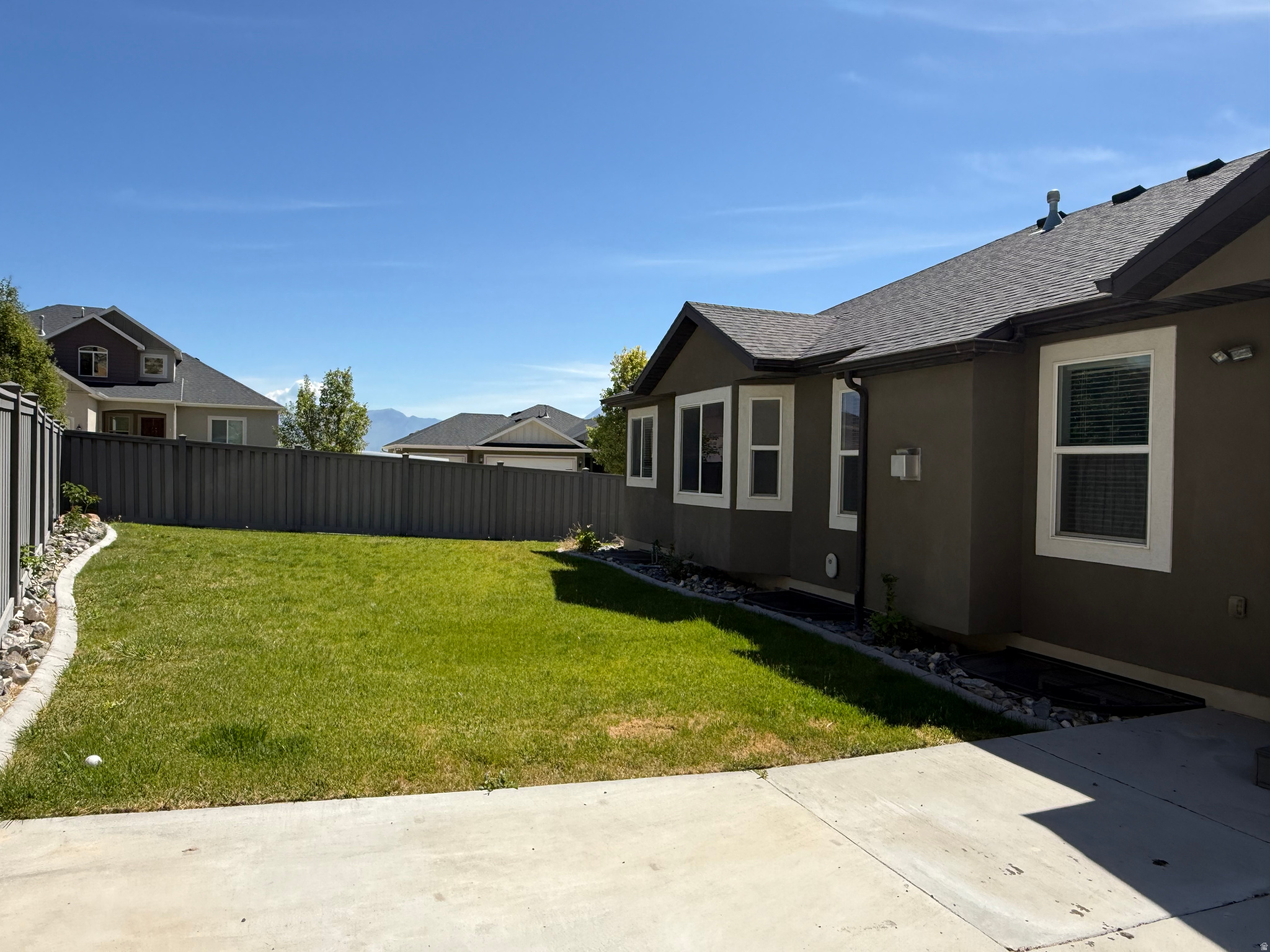 RIDGE - Residential
