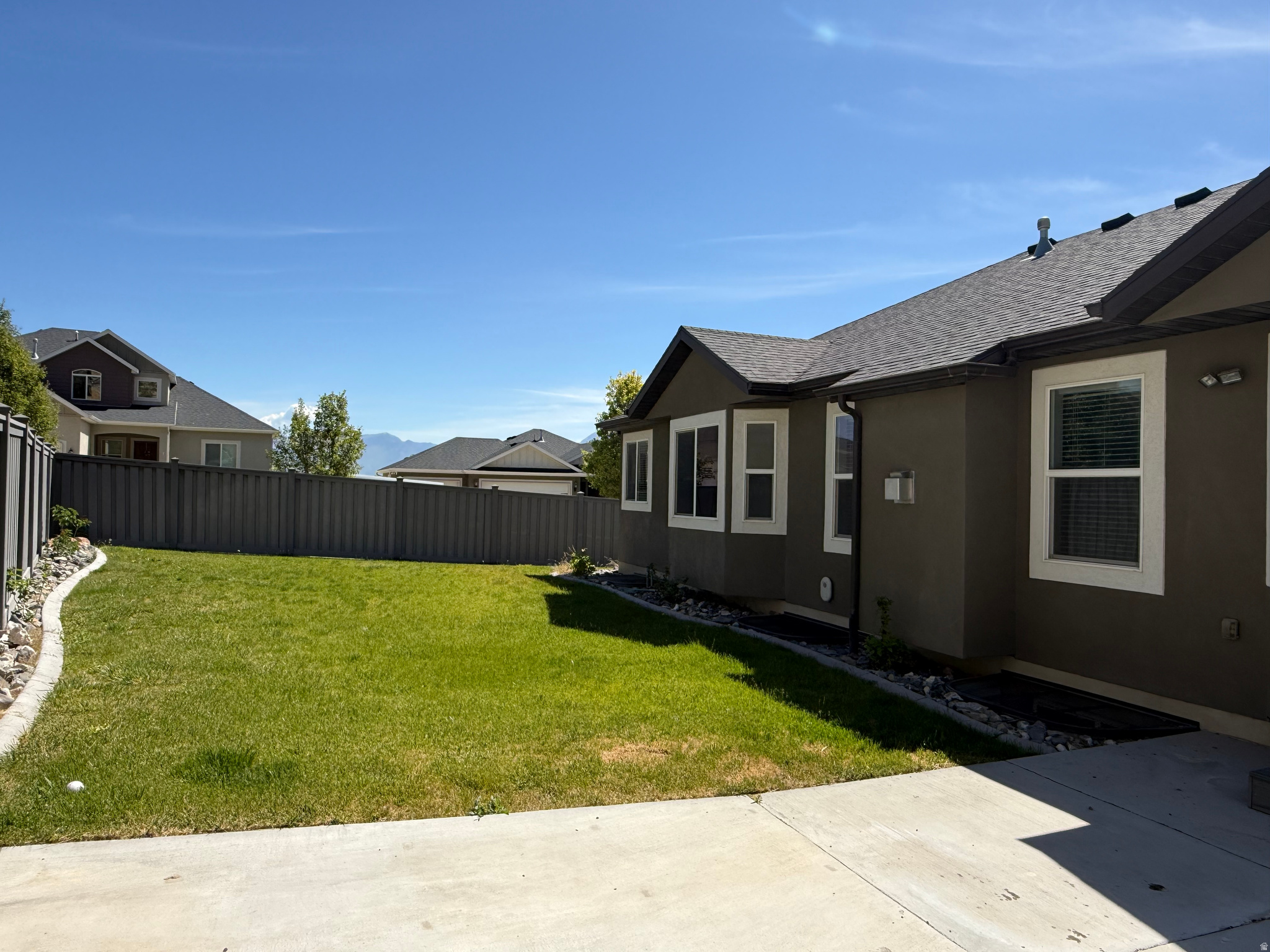 RIDGE - Residential