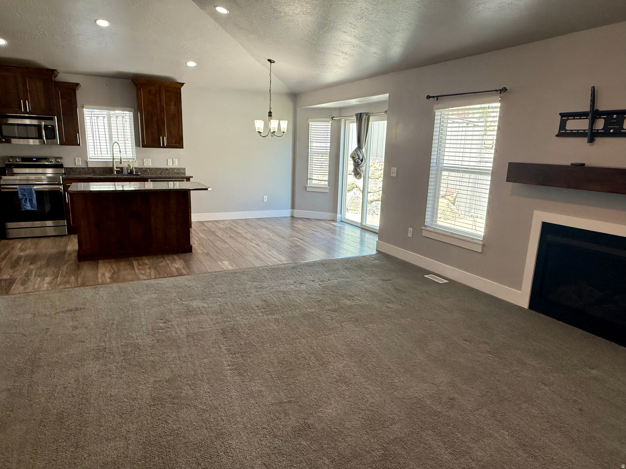 RIDGE - Residential