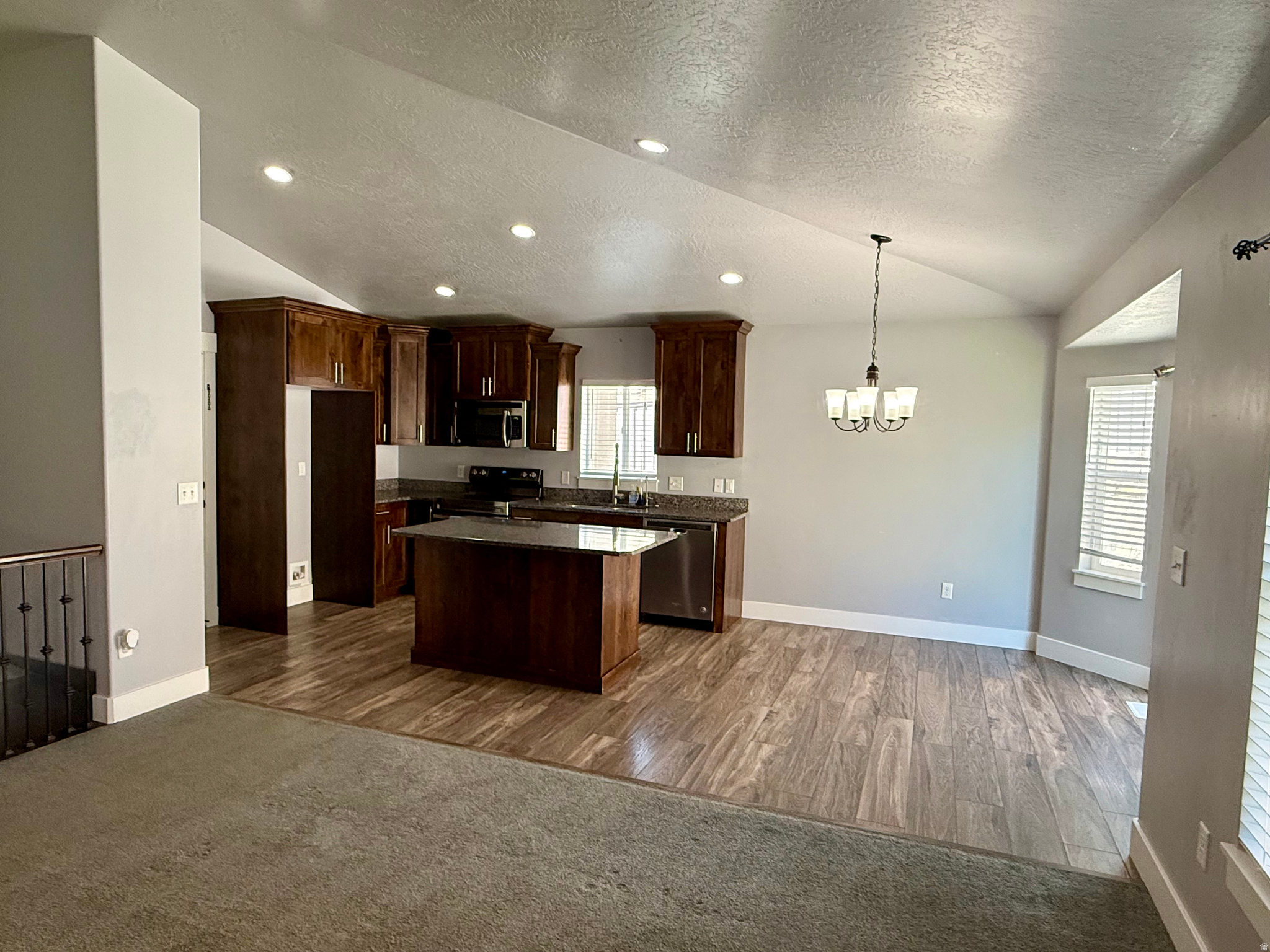 RIDGE - Residential