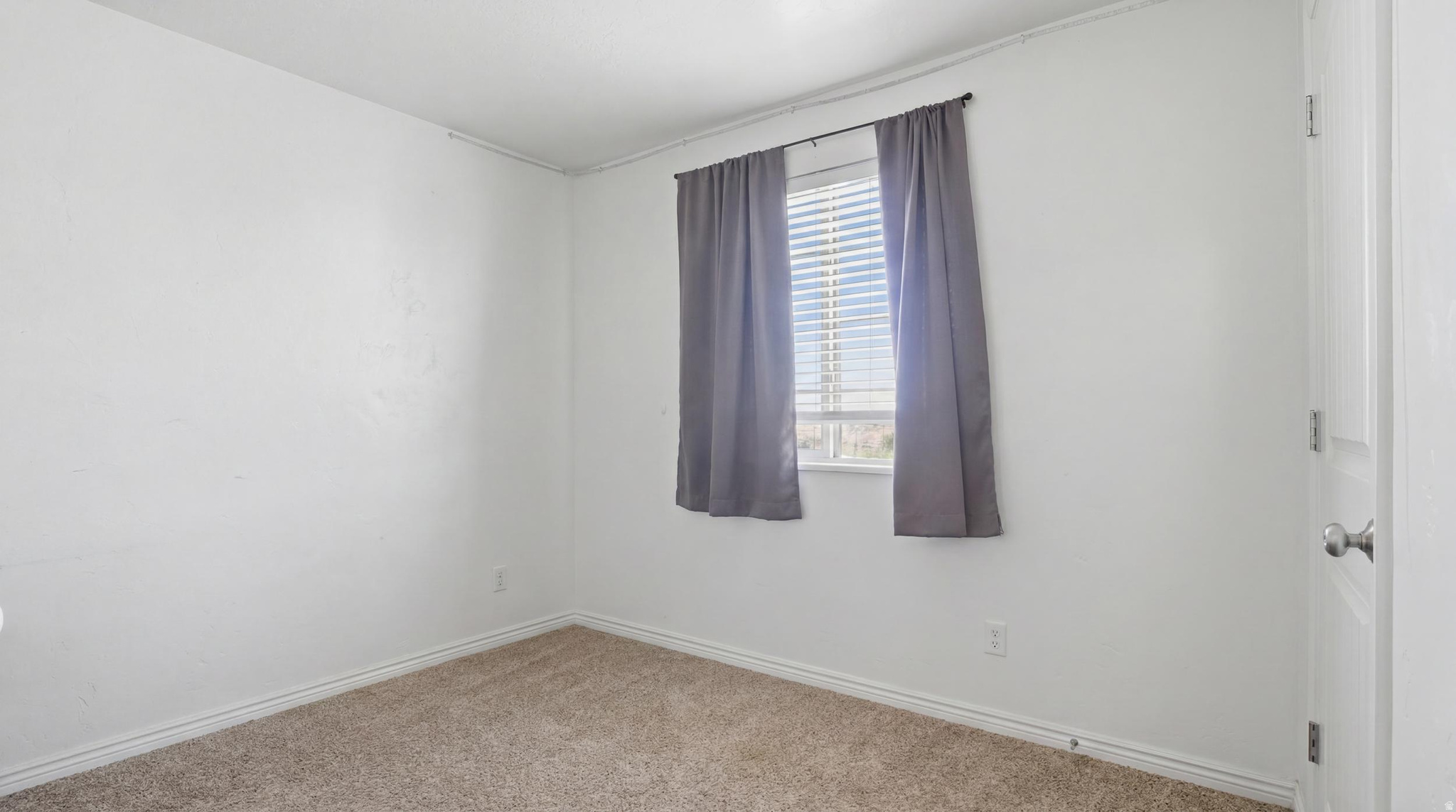 WHISPERING WILLOWS - Residential