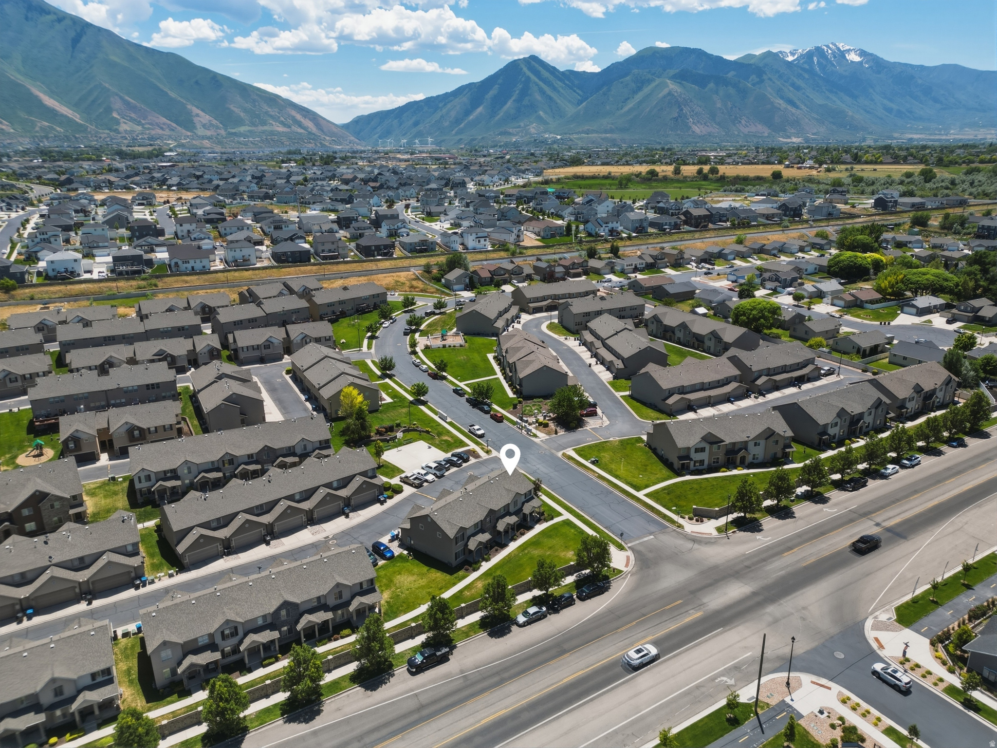 WHISPERING WILLOWS - Residential