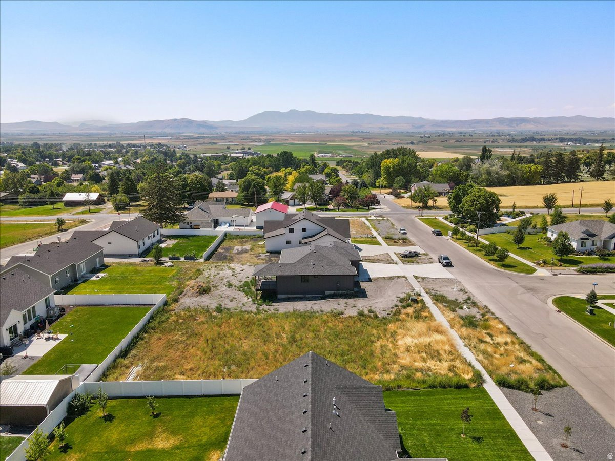 TRAVELLER LANE SUBDIVISION - Residential