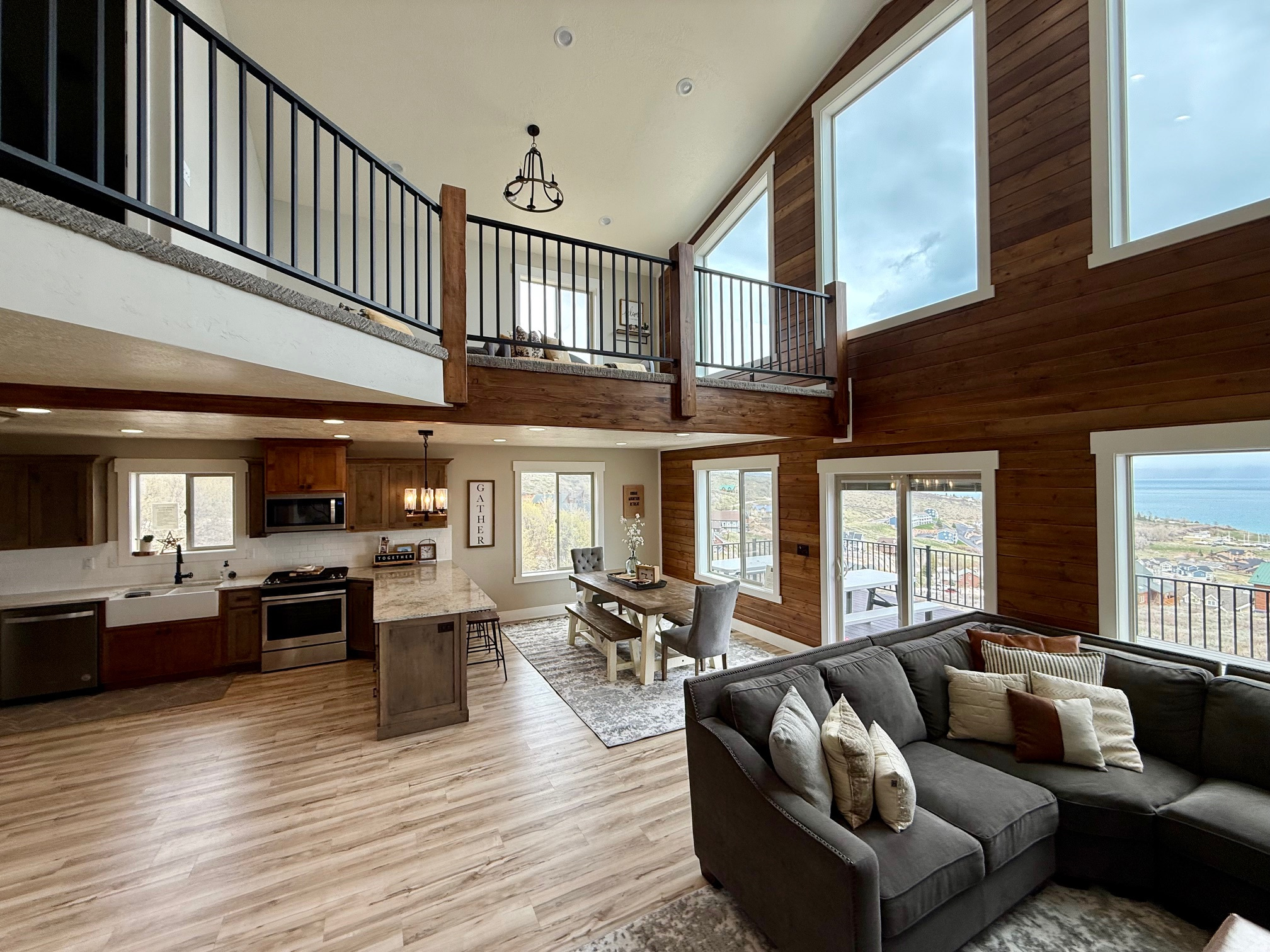 RASPBERRY PATCH ESTATES - Residential