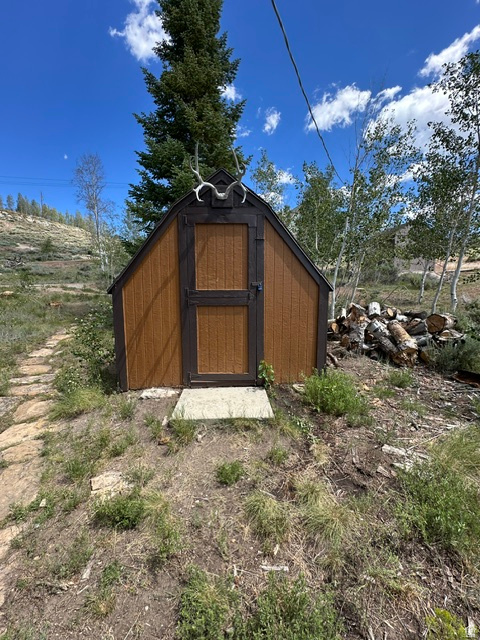 MOUNTAIN HOME - Residential