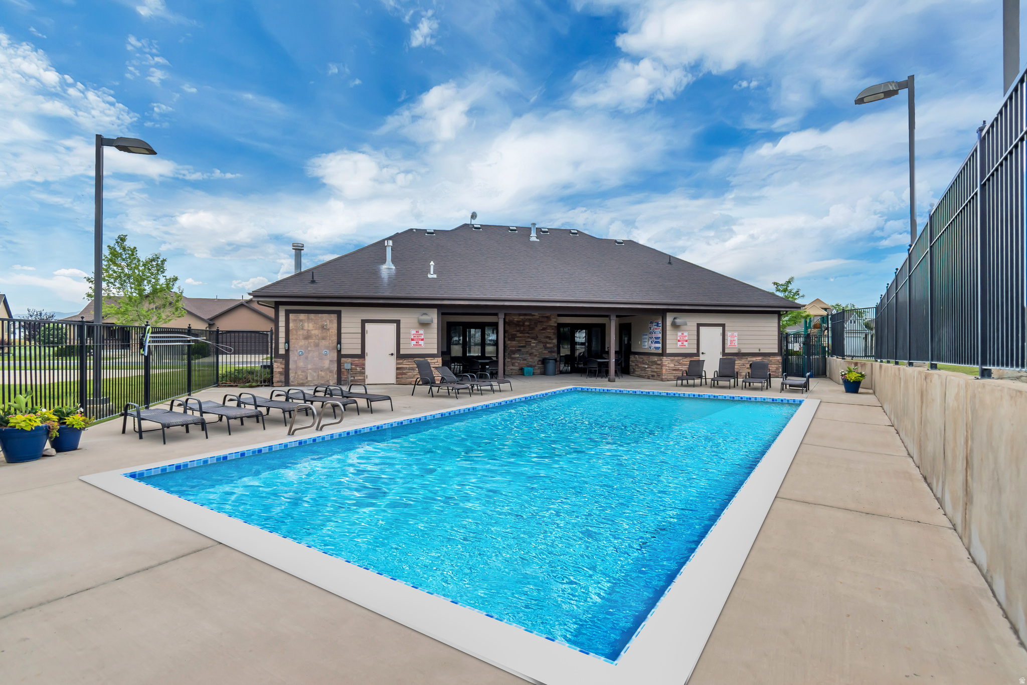 SUNSET HOLLOW - Residential