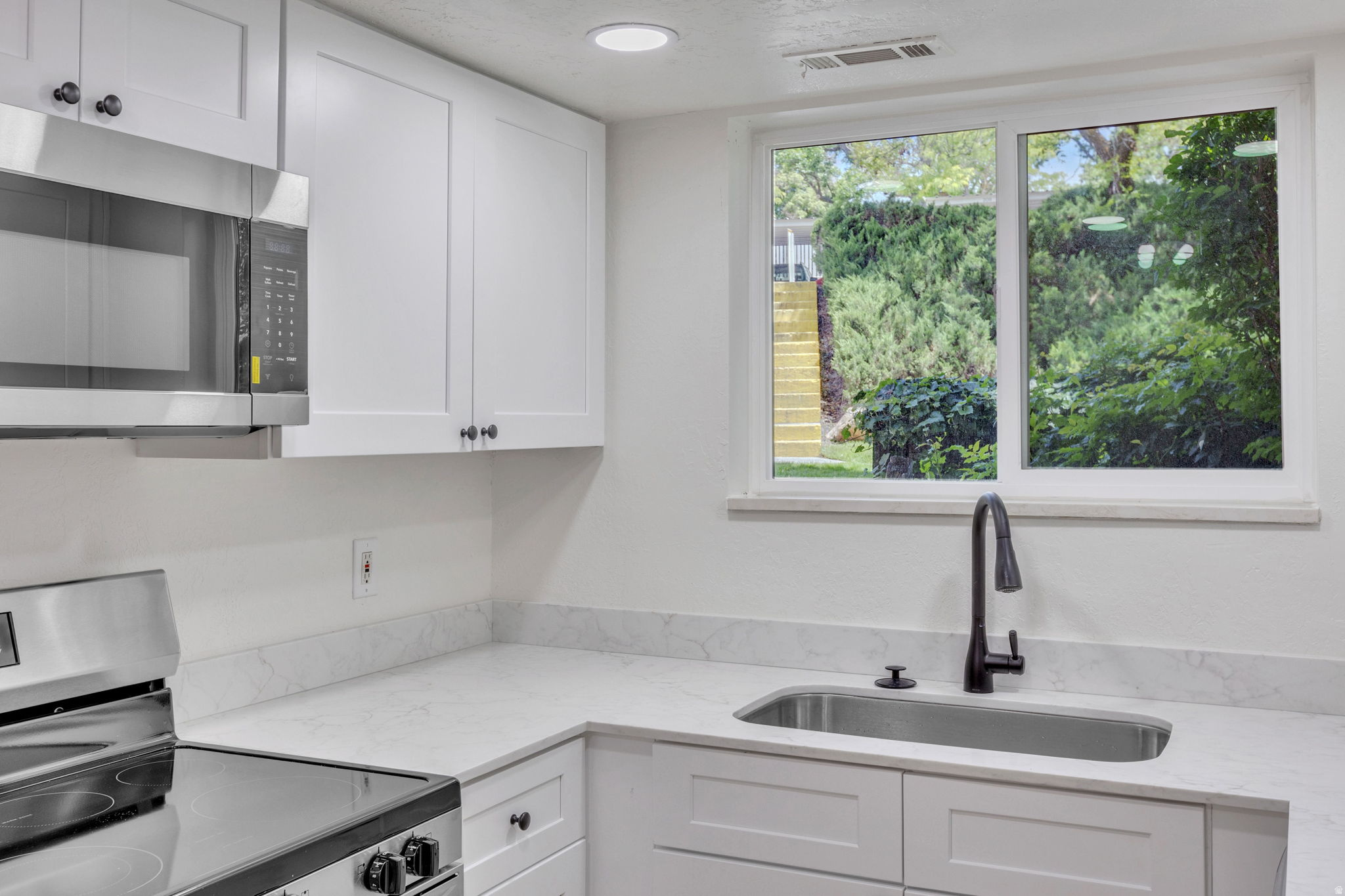 QUAILBROOK EAST - Residential