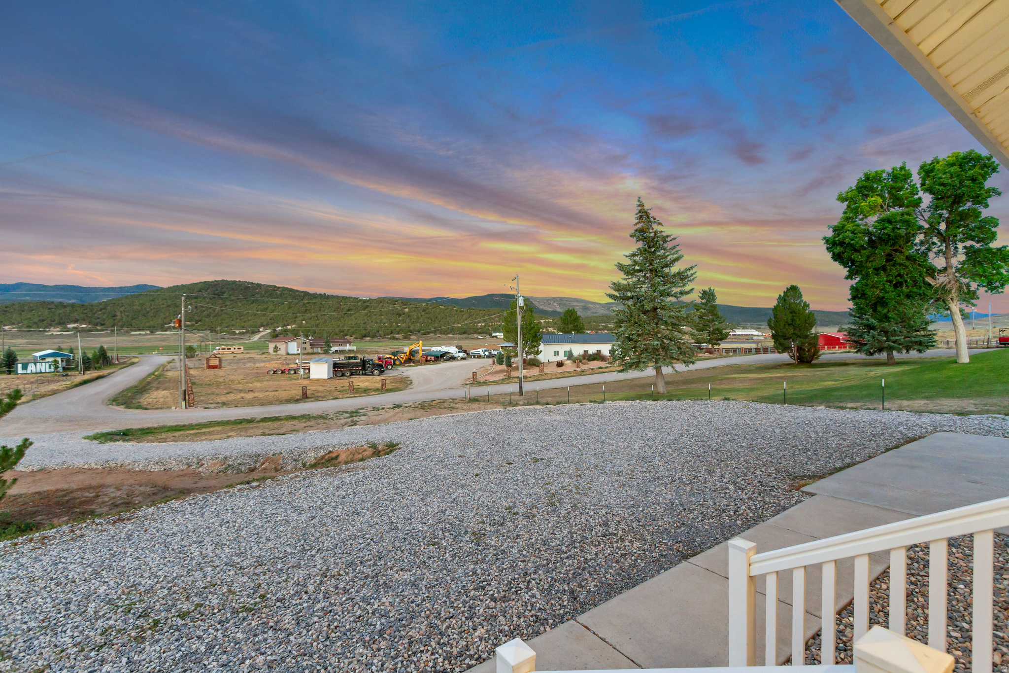 FAIRVIEW RANCHOS - Residential