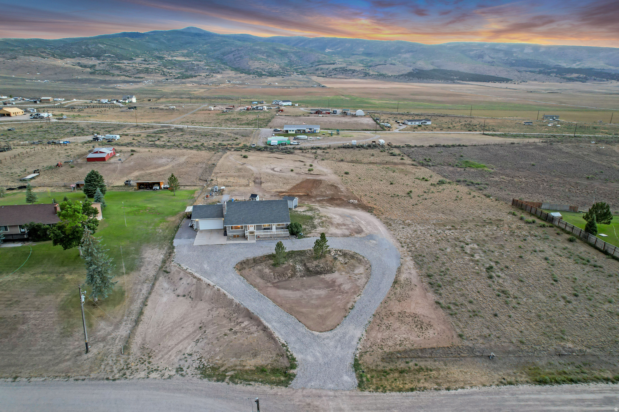 FAIRVIEW RANCHOS - Residential