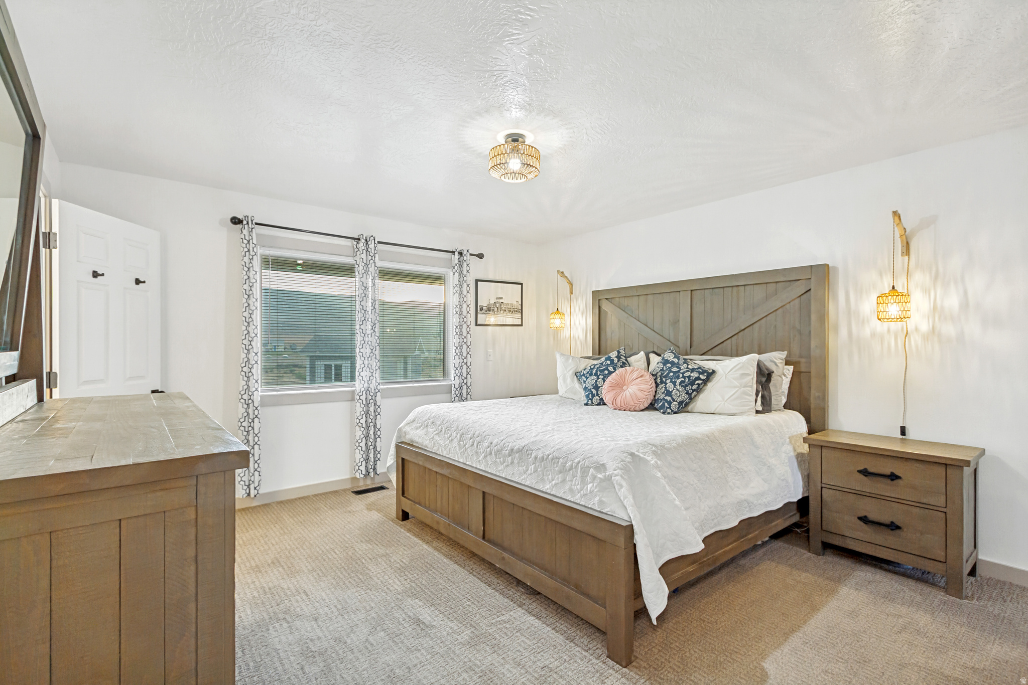 FAIRVIEW RANCHOS - Residential