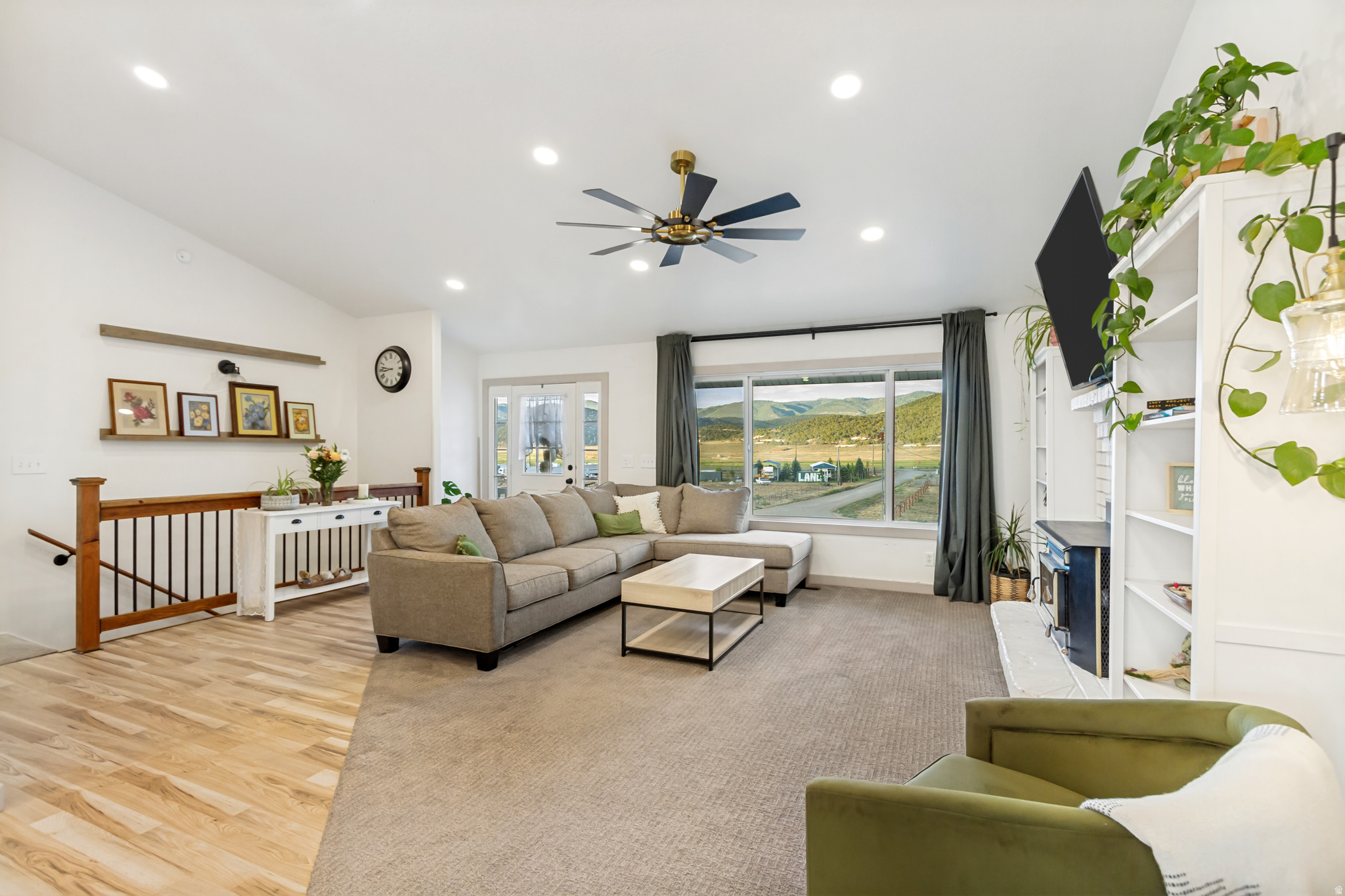 FAIRVIEW RANCHOS - Residential