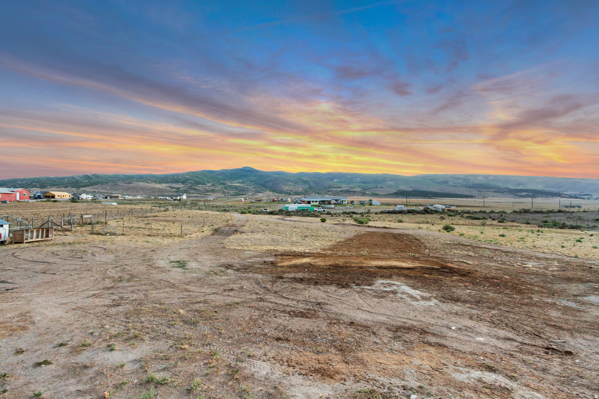 FAIRVIEW RANCHOS - Residential
