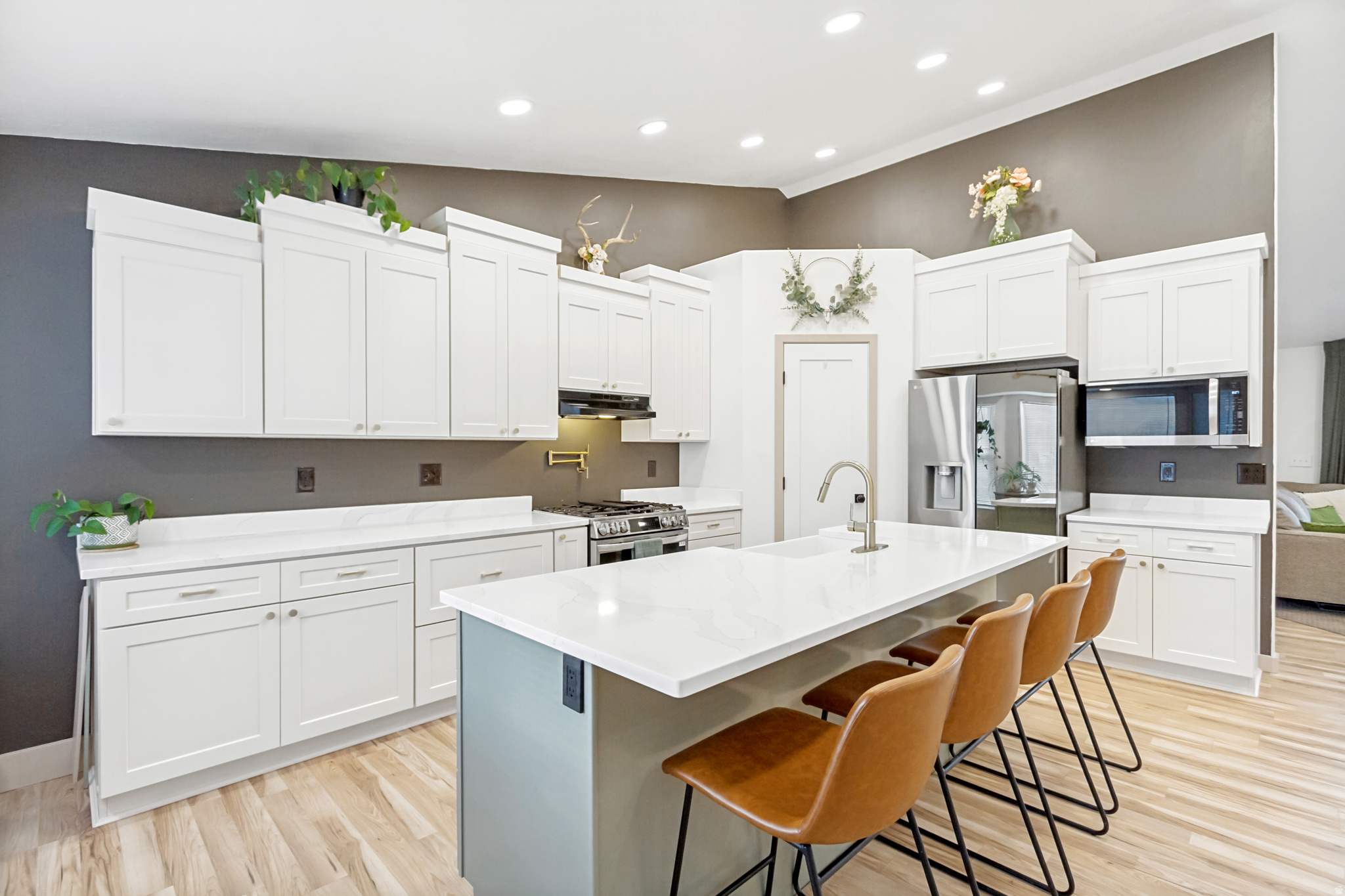 FAIRVIEW RANCHOS - Residential