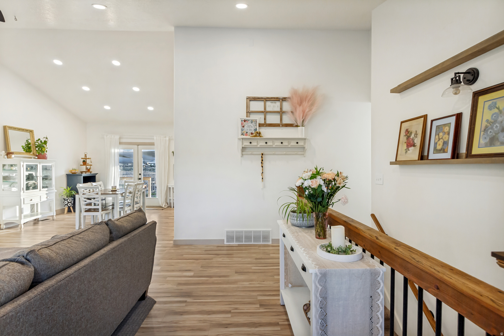 FAIRVIEW RANCHOS - Residential