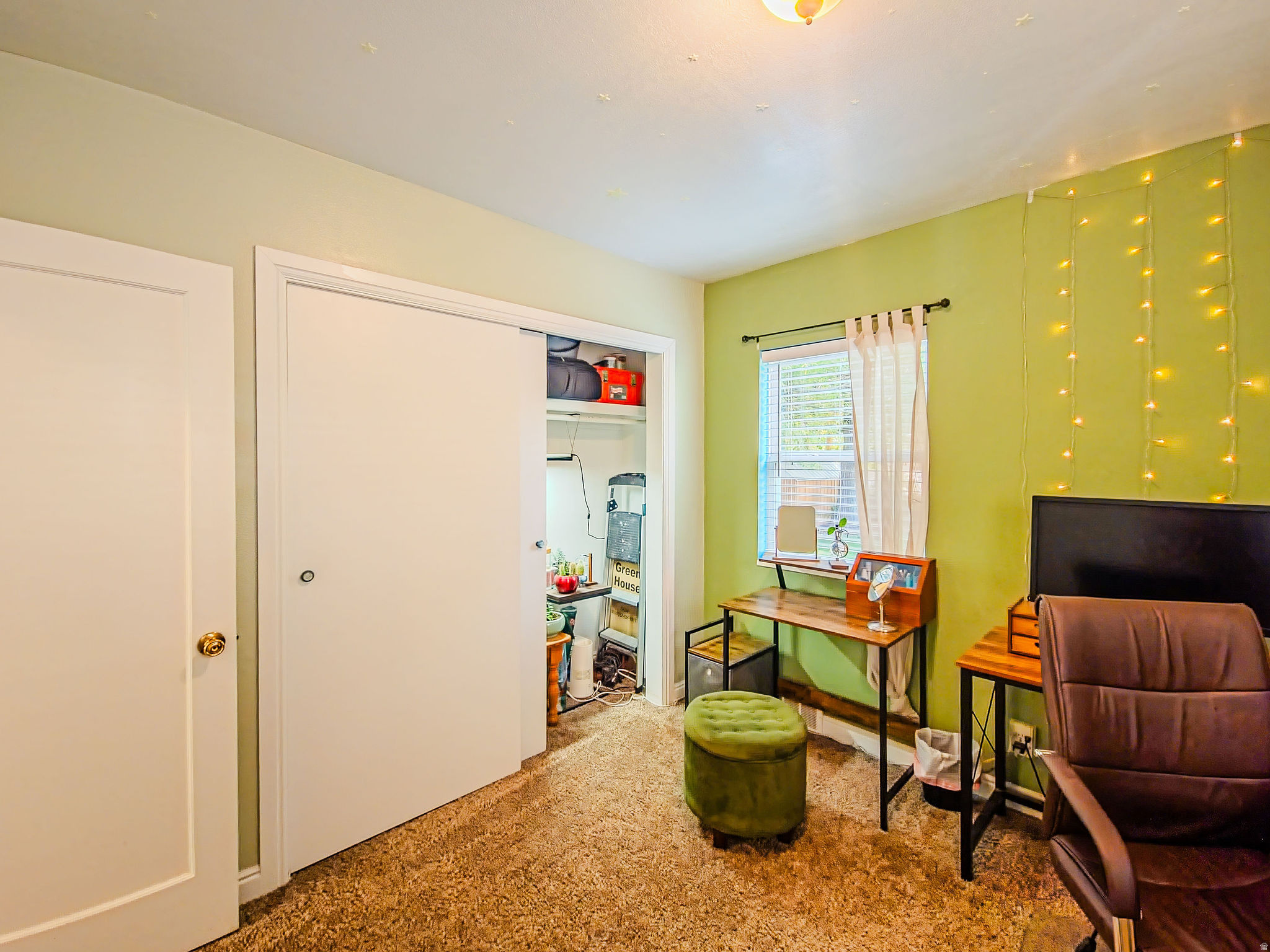 PARKDALE TWN - Residential