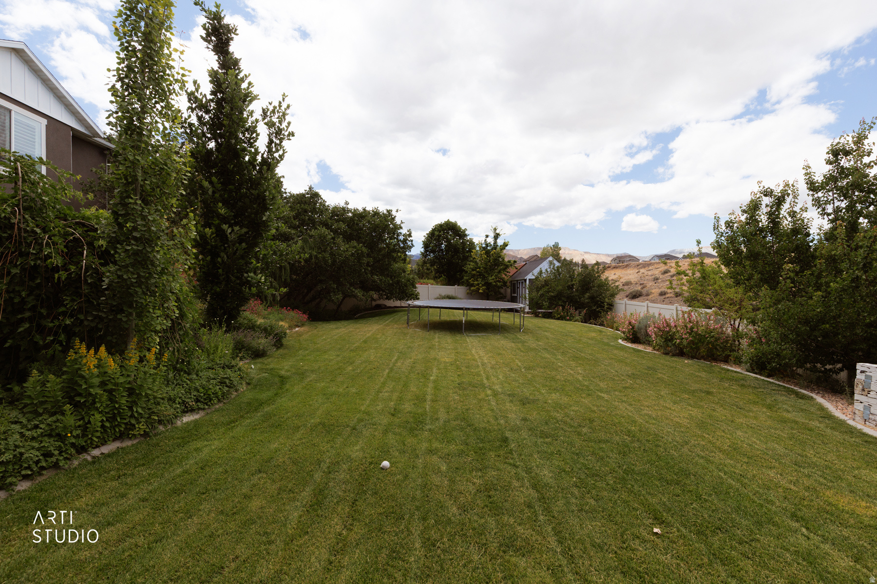 THE OAKS OF HERRIMAN - Residential