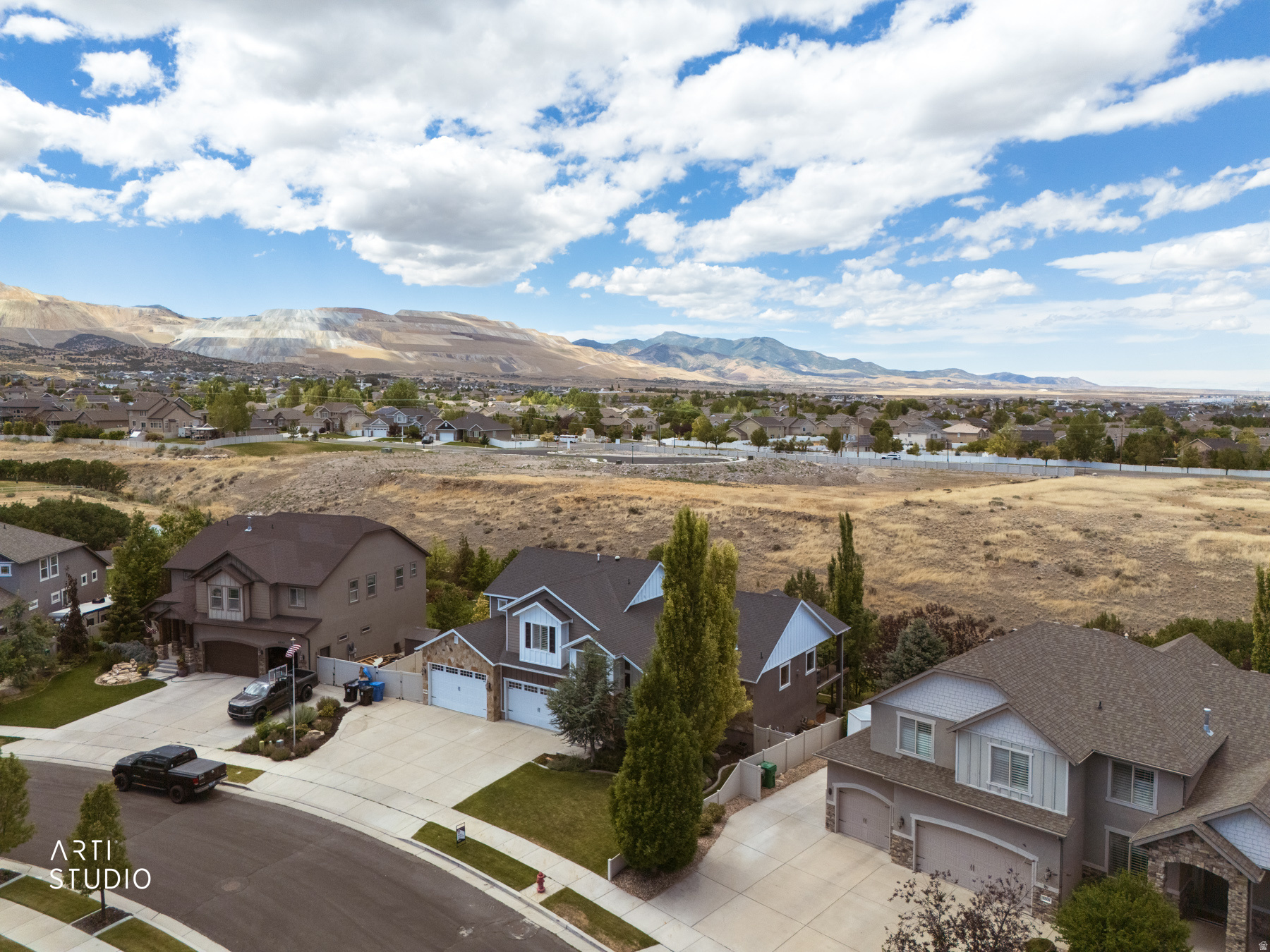 THE OAKS OF HERRIMAN - Residential