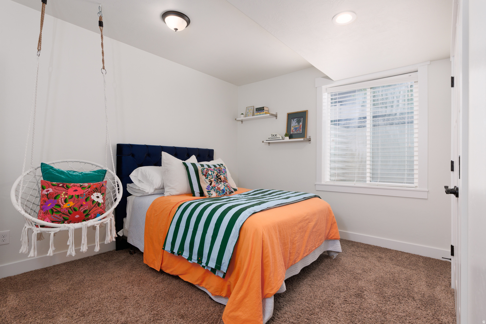 THE OAKS OF HERRIMAN - Residential