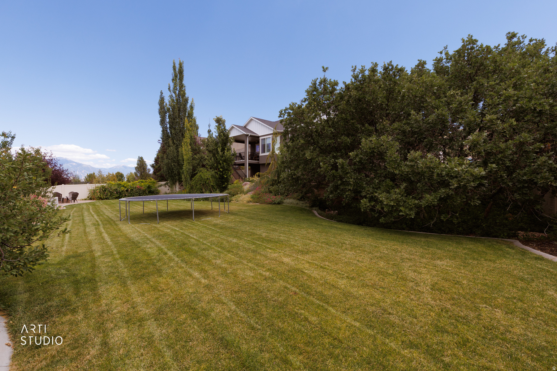THE OAKS OF HERRIMAN - Residential