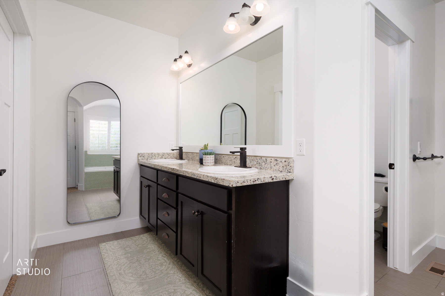 THE OAKS OF HERRIMAN - Residential