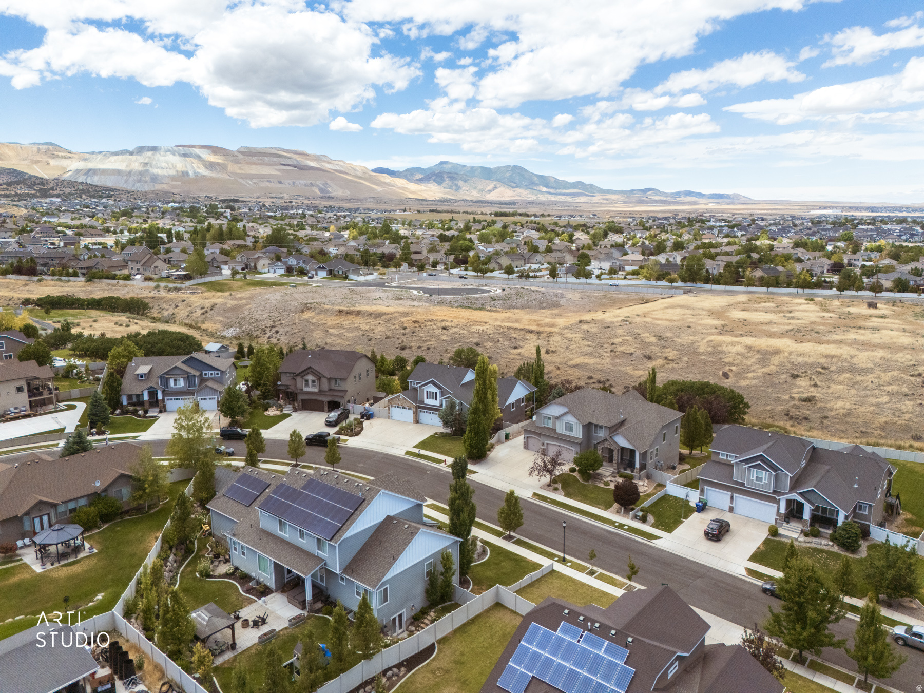 THE OAKS OF HERRIMAN - Residential