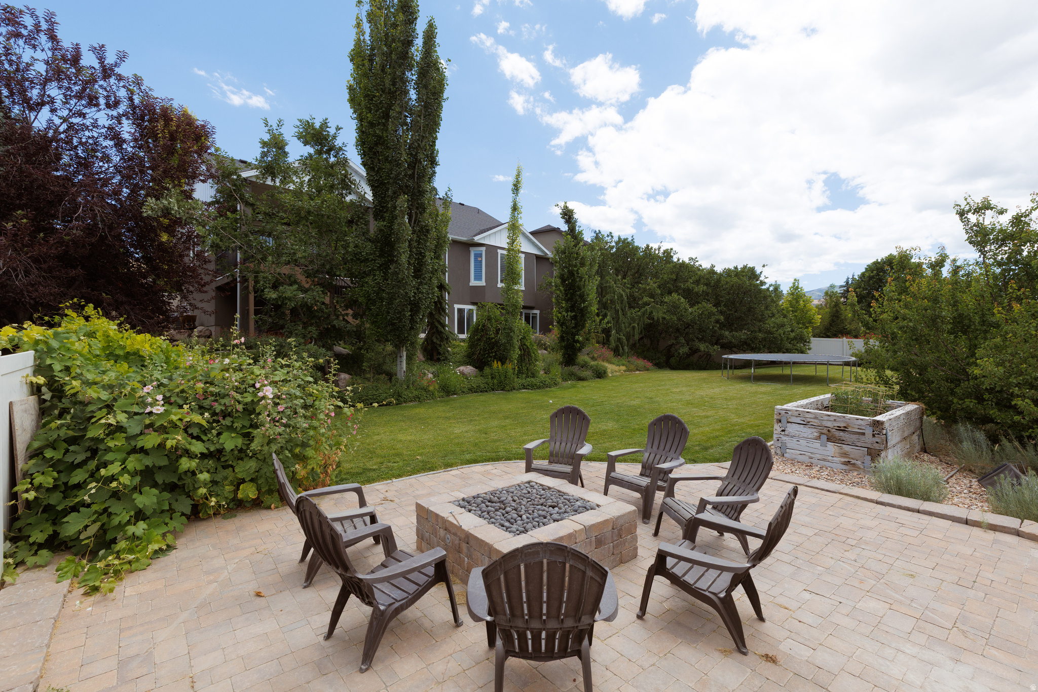 THE OAKS OF HERRIMAN - Residential
