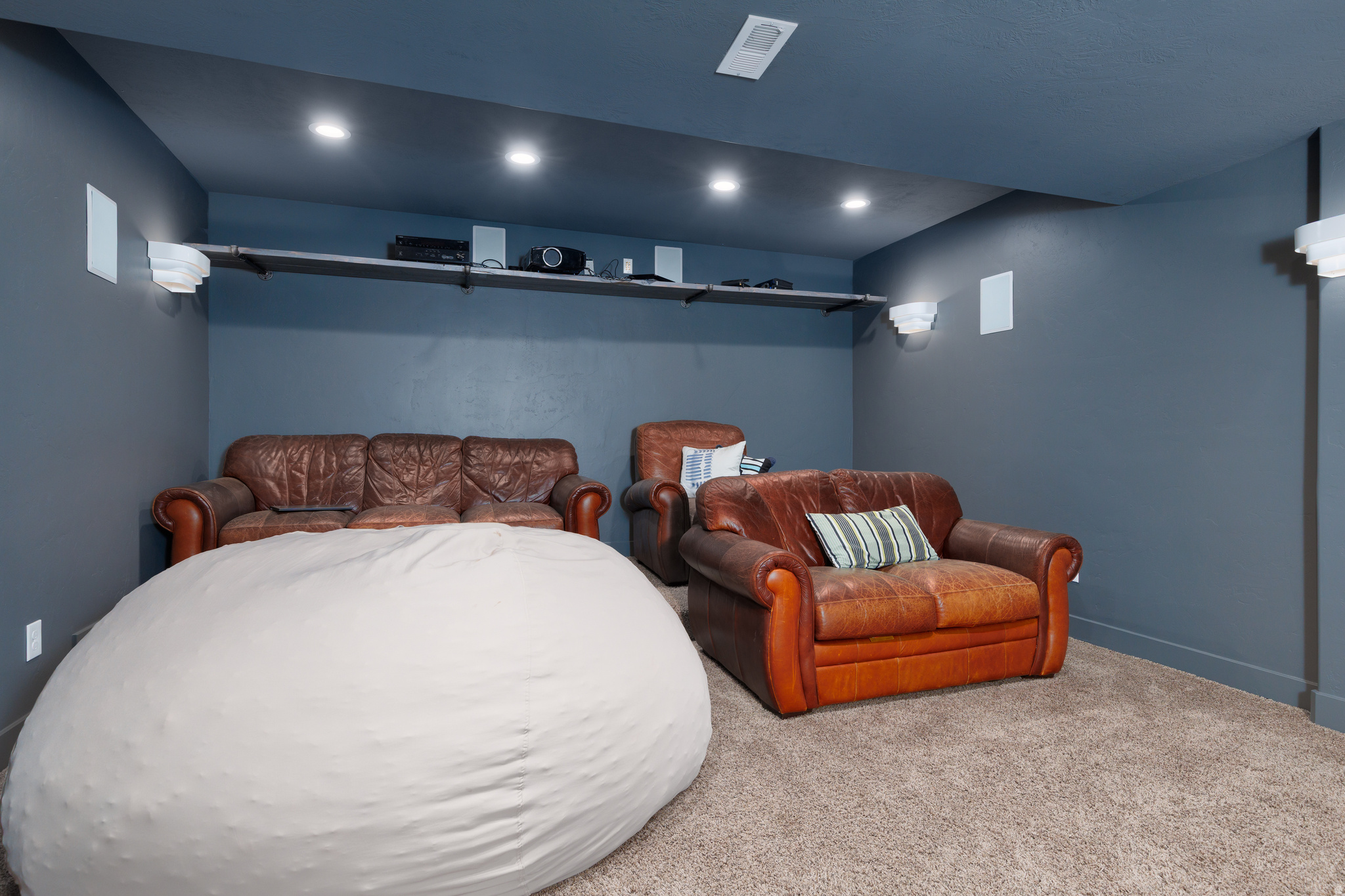 THE OAKS OF HERRIMAN - Residential