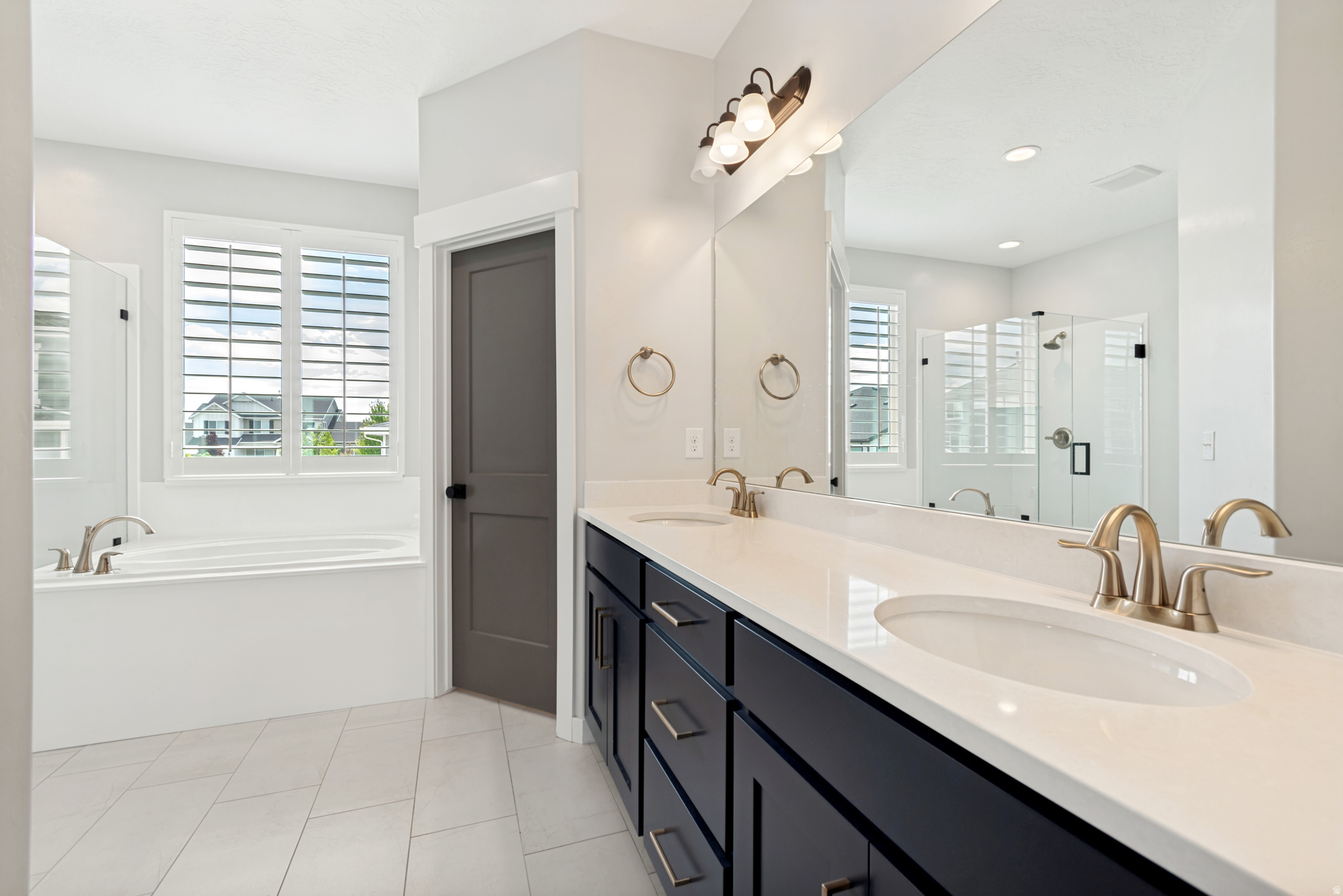TIMP HOLLOW - Residential